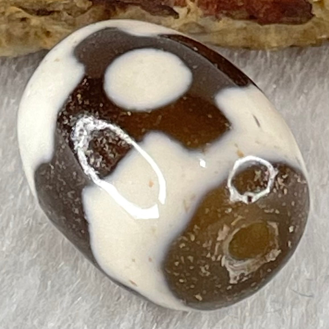 Natural Powerful Tibetan Old Oily Dark Brown With White Agate 3 Eyes Dzi Bead Heavenly Master (Tian Zhu) 三眼天诛 4.25g 17.1 by 12.9mm - Huangs Jadeite and Jewelry Pte Ltd