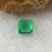 Natural Colombia Green Emerald (Beryl) Cut-Cornered Rectangular step cut 0.69ct 5.5 by 5.3 by 3.0mm - Huangs Jadeite and Jewelry Pte Ltd