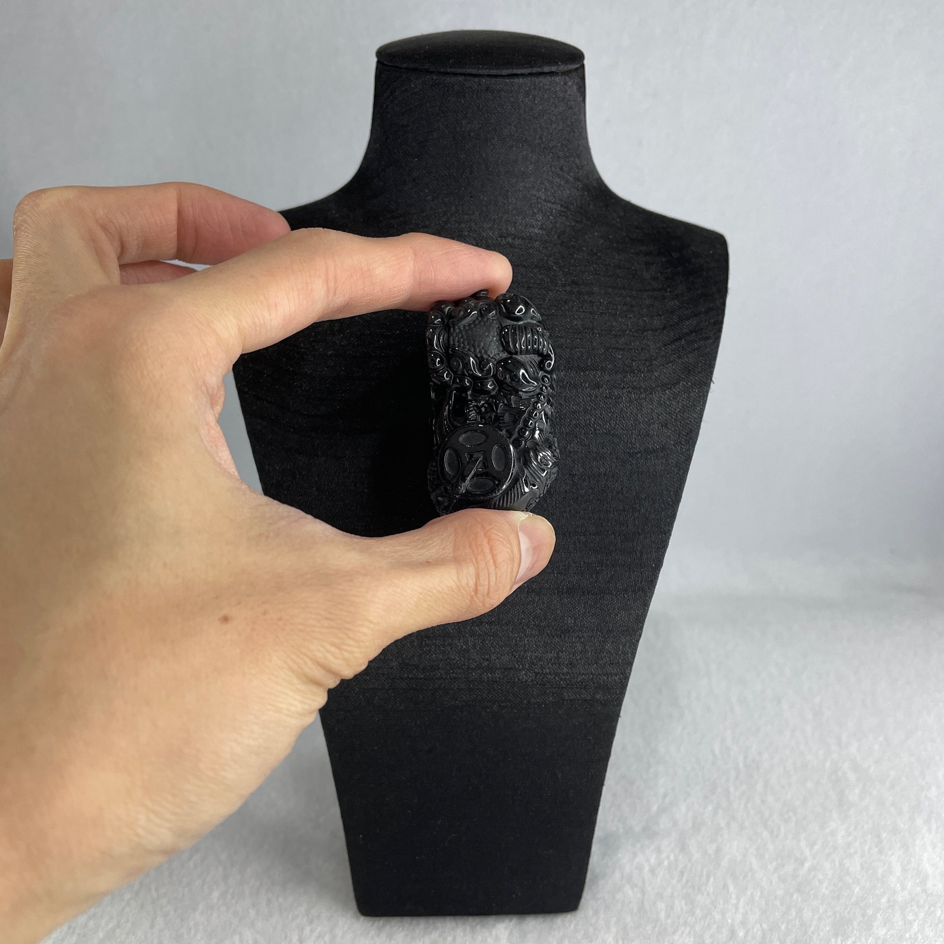 Certified Natural Type A Black Omphacite Jadeite Pixiu pair Pendant Each About 63.02g 51.2 by 29.4 by 21.0mm And 64.42g 48.5 by 28.1 by 22.7mm - Huangs Jadeite and Jewelry Pte Ltd