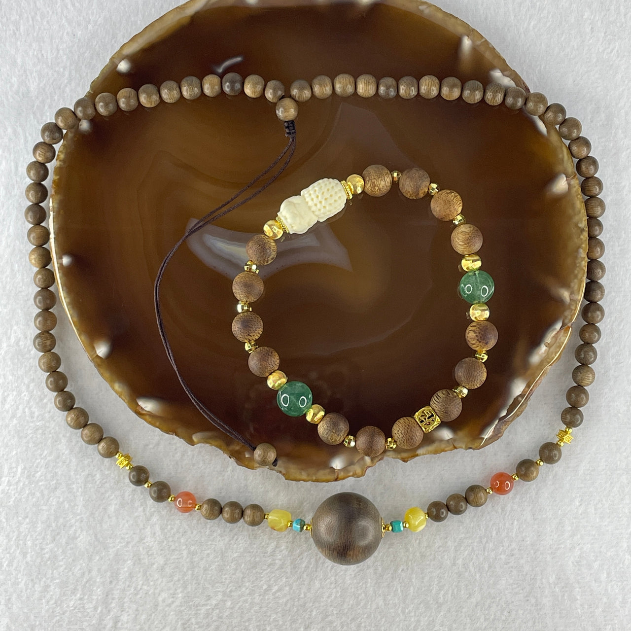 Natural Agarwood with Crystals and Gold Color Charms Beads Bracelet 13.0g 19cm 9.3mm 14 Beads and Necklace 11.09g 50cm Adjustable 6.7mm66 Beads 21.2mm 1 Bead Set (Very Slightly Scented)