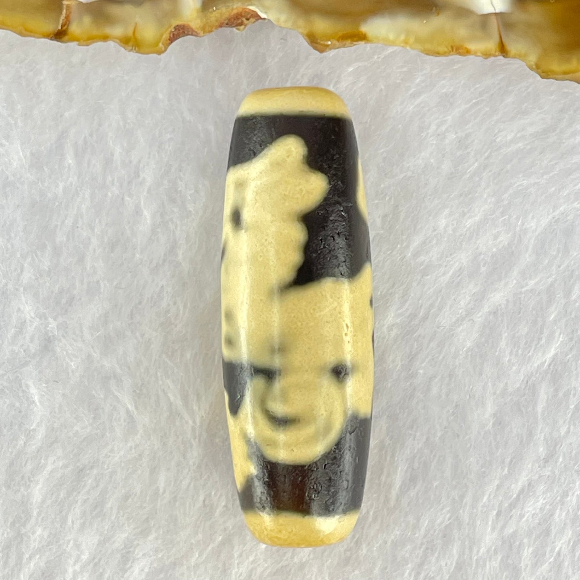 Natural Powerful Tibetan Old Oily Agate Dragon Dzi Bead Heavenly Master (Tian Zhu) 龙天诛 9.84g 38.4 by 12.8mm - Huangs Jadeite and Jewelry Pte Ltd