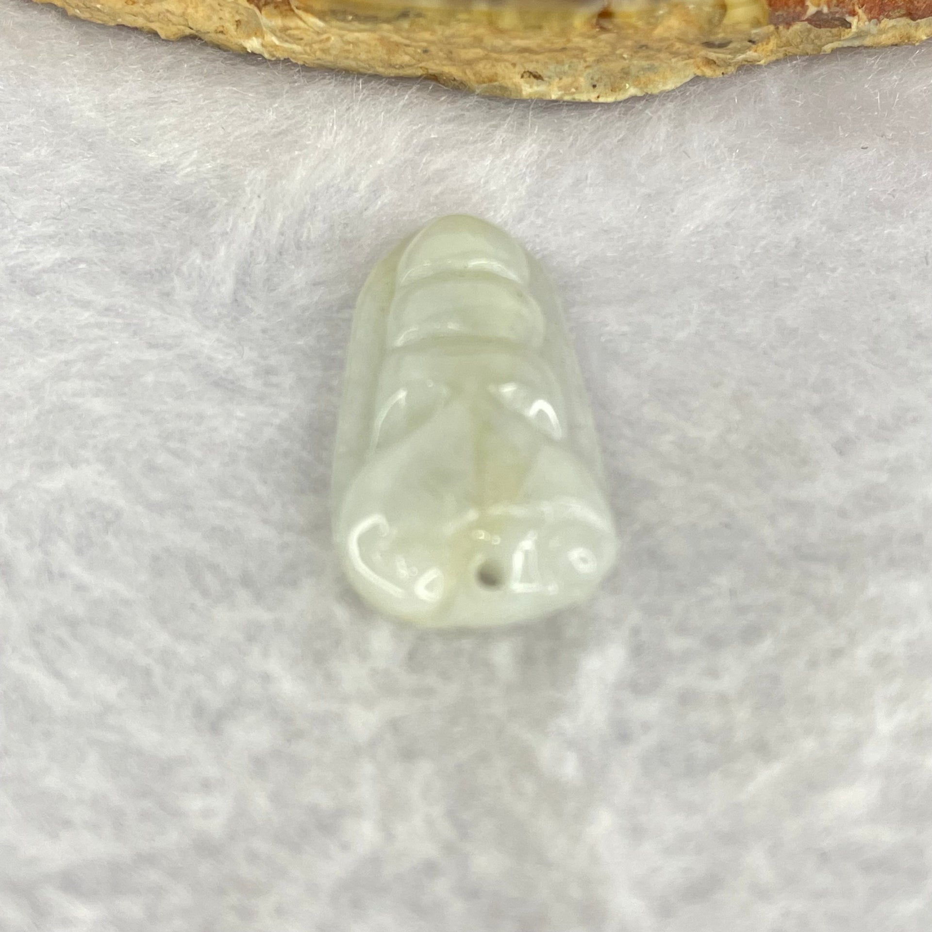 Type A Green Pea Pod Jadeite 3.21g by 13.8 by 26.0 by 4.9mm - Huangs Jadeite and Jewelry Pte Ltd