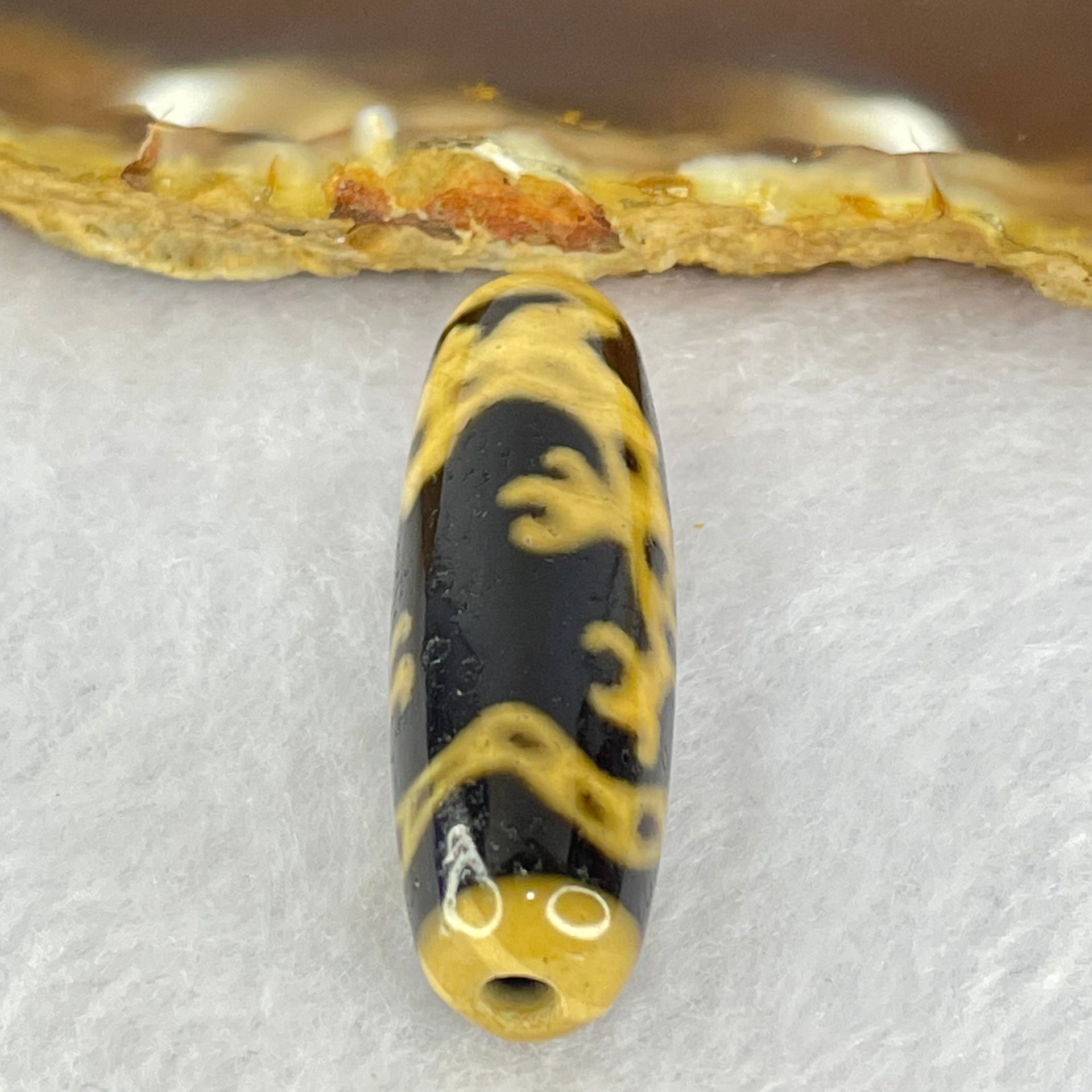 Natural Powerful Tibetan Old Oily Agate Guan Yin on Dragon Dzi Bead Heavenly Master (Tian Zhu) 观音龙天珠 8.06g 37.6 by 11.9mm - Huangs Jadeite and Jewelry Pte Ltd