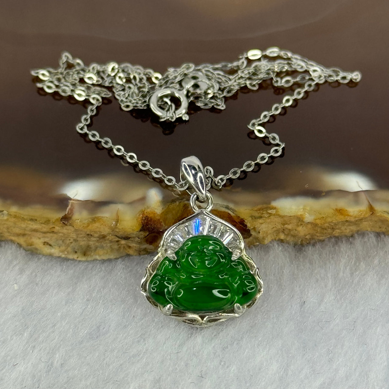 Type A Icy Green Omphasite Jadeite Milo Buddha 9.3 by 13.1 by 2.0mm in S925 Sliver Necklace 2.18g - Huangs Jadeite and Jewelry Pte Ltd
