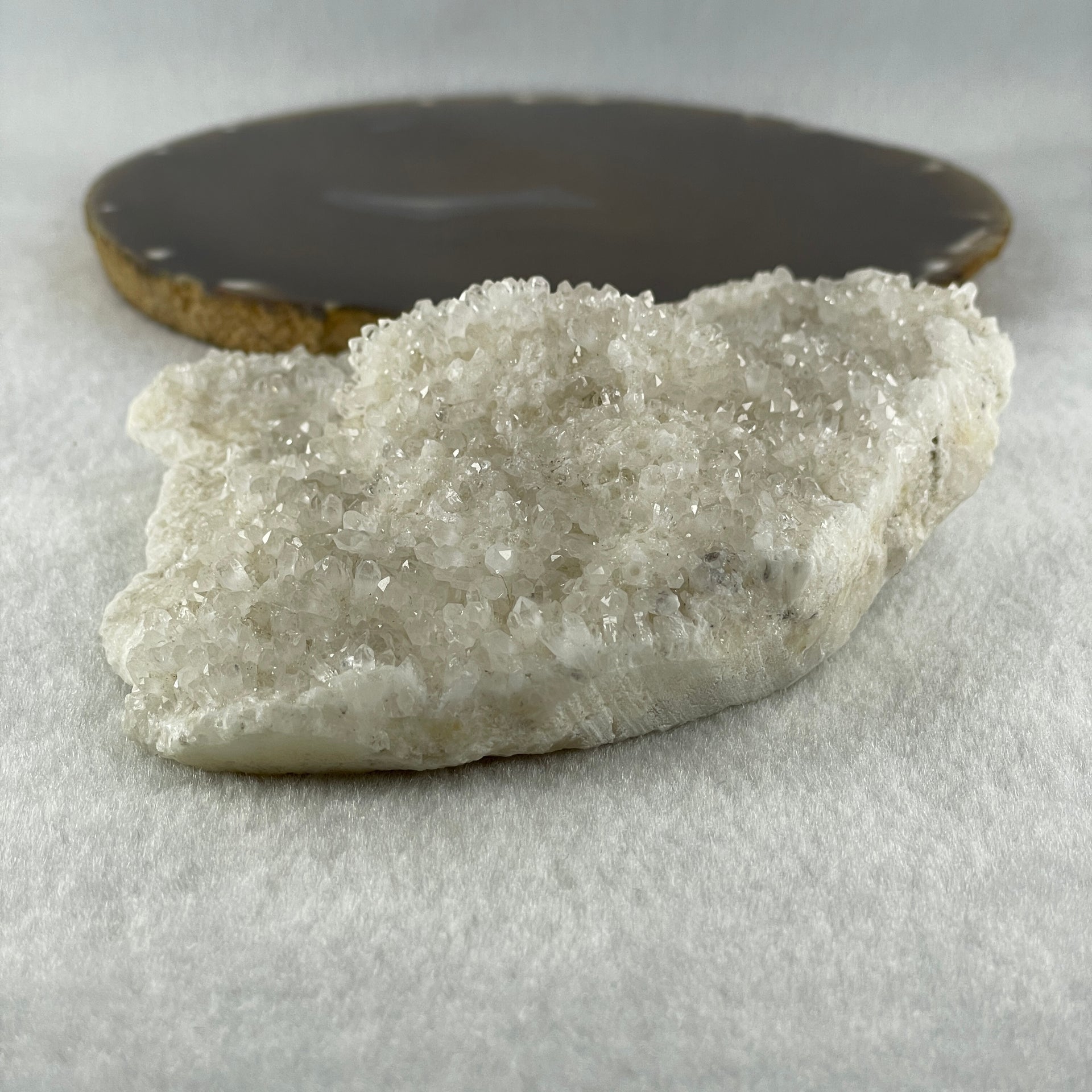 Natural White Quartz Cluster Rough Display 429.8g 123.4 by 112.2 by 41.0mm - Huangs Jadeite and Jewelry Pte Ltd