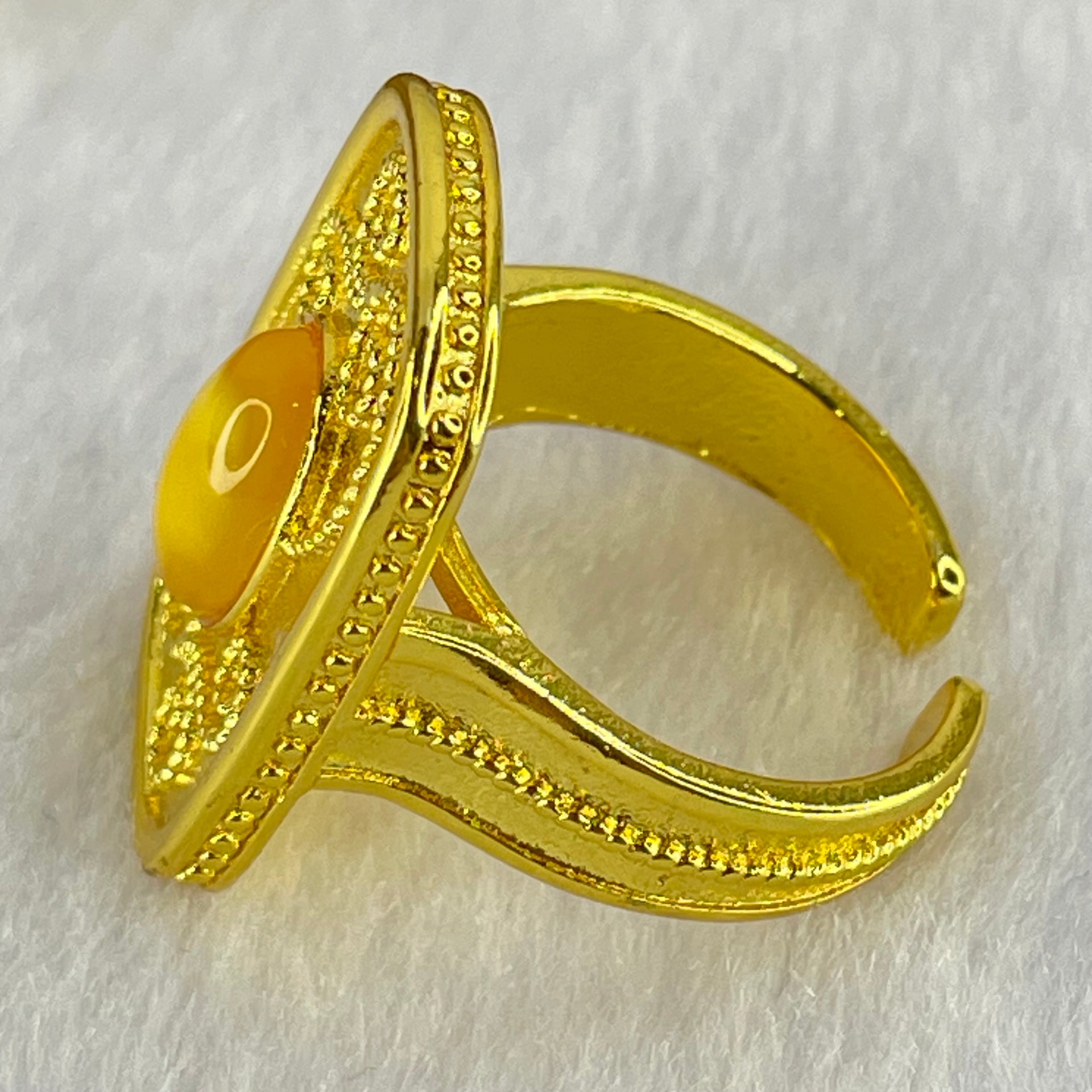 Natural Butterscotch with Yellow Amber in  Sliver Gold Color Ring (Adjustable Size) 7.50g 10.2 by 6.9 by 3.5mm - Huangs Jadeite and Jewelry Pte Ltd