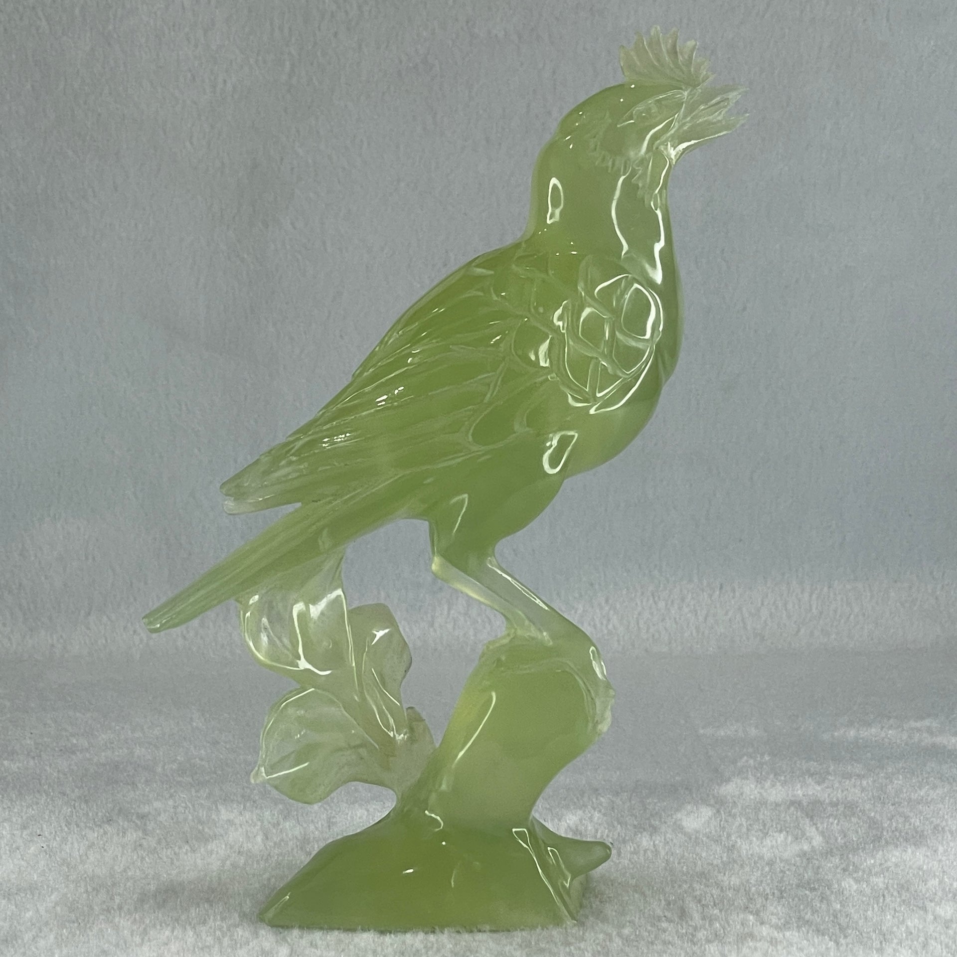Natural Green Serpentine Javan Mynah Birds on Tree with Wooden Stand Display 375.6g 112.0 by 188.0 by 66.0mm - Huangs Jadeite and Jewelry Pte Ltd