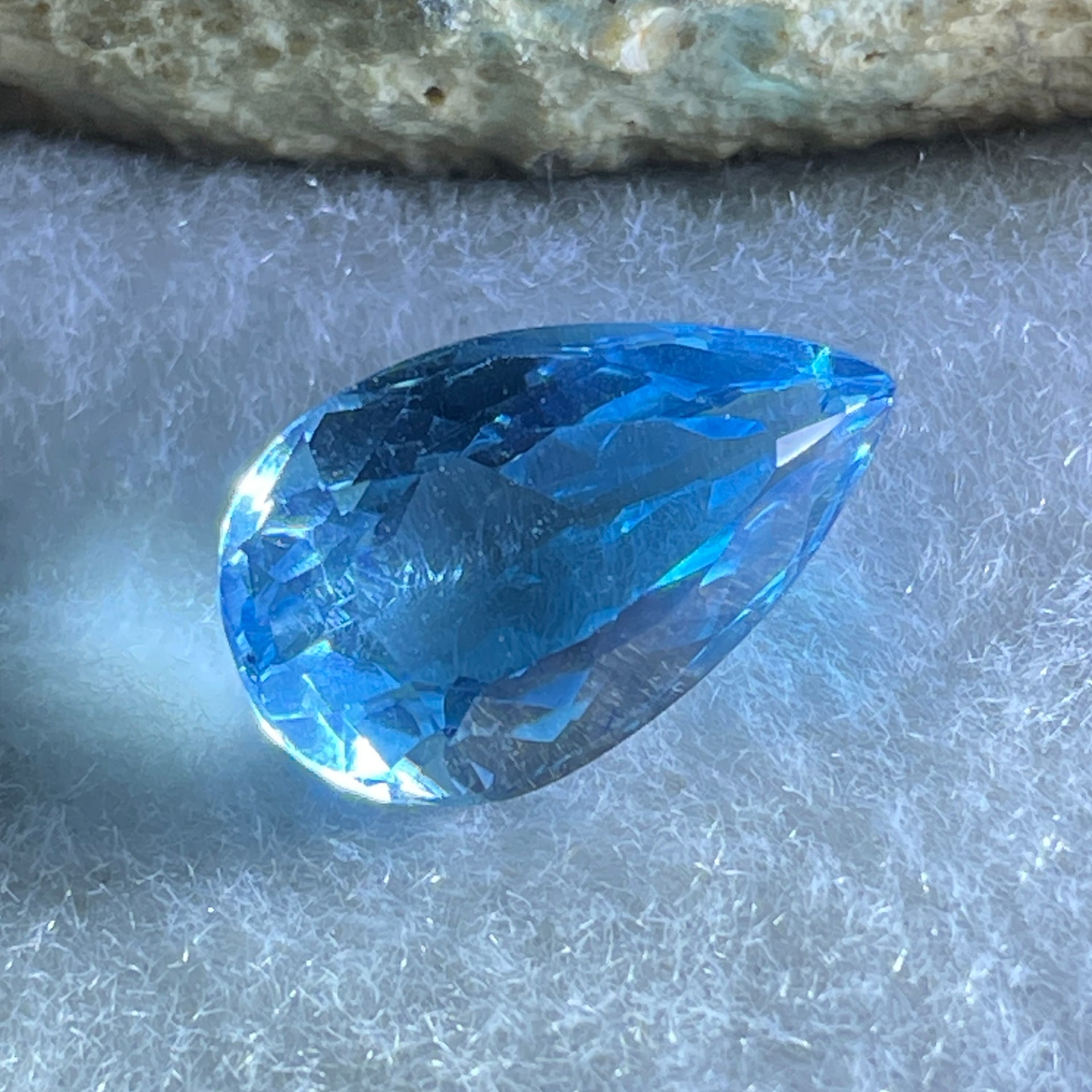 Natural Sky Blue Topaz Teardrop Shape 7.86ct 15.9 by 9.4 by 6.7mm - Huangs Jadeite and Jewelry Pte Ltd