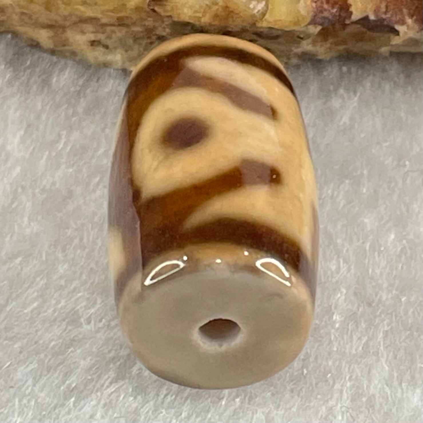 Natural Powerful Tibetan Old Oily Agate Patina Guiren Tairen Human Dzi Bead Totem Amulet Heavenly Master (Tian Zhu) 贵人天诛 4.68g 19.9 by 11.7mm - Huangs Jadeite and Jewelry Pte Ltd