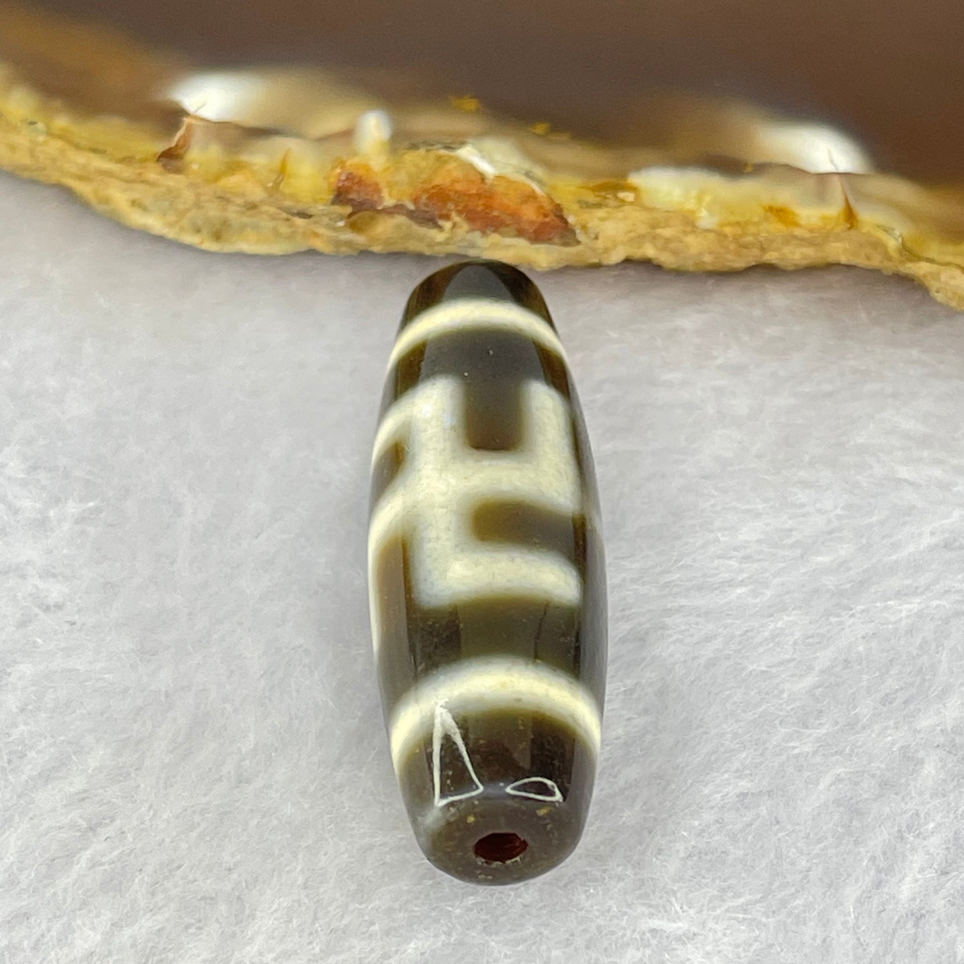 Natural Powerful Tibetan Old Oily Agate 1 Eye With Swastika Dzi Bead (Hotu Dzi) 7.56g 36.4 by 11.5mm - Huangs Jadeite and Jewelry Pte Ltd