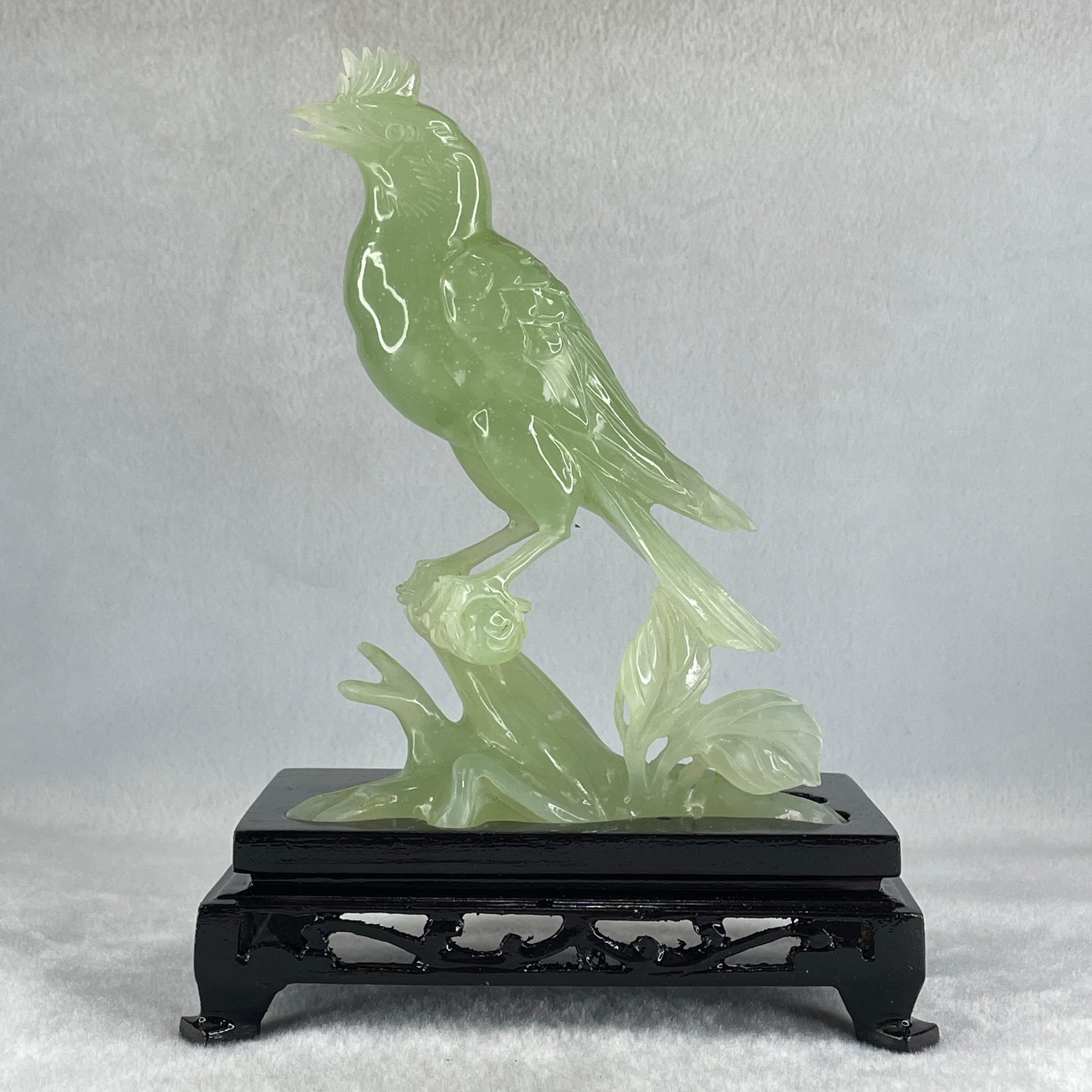 Natural Green Serpentine Javan Mynah Birds on Tree with Wooden Stand Display 430.6g 137.0 by 190.0 by 75.0mm - Huangs Jadeite and Jewelry Pte Ltd