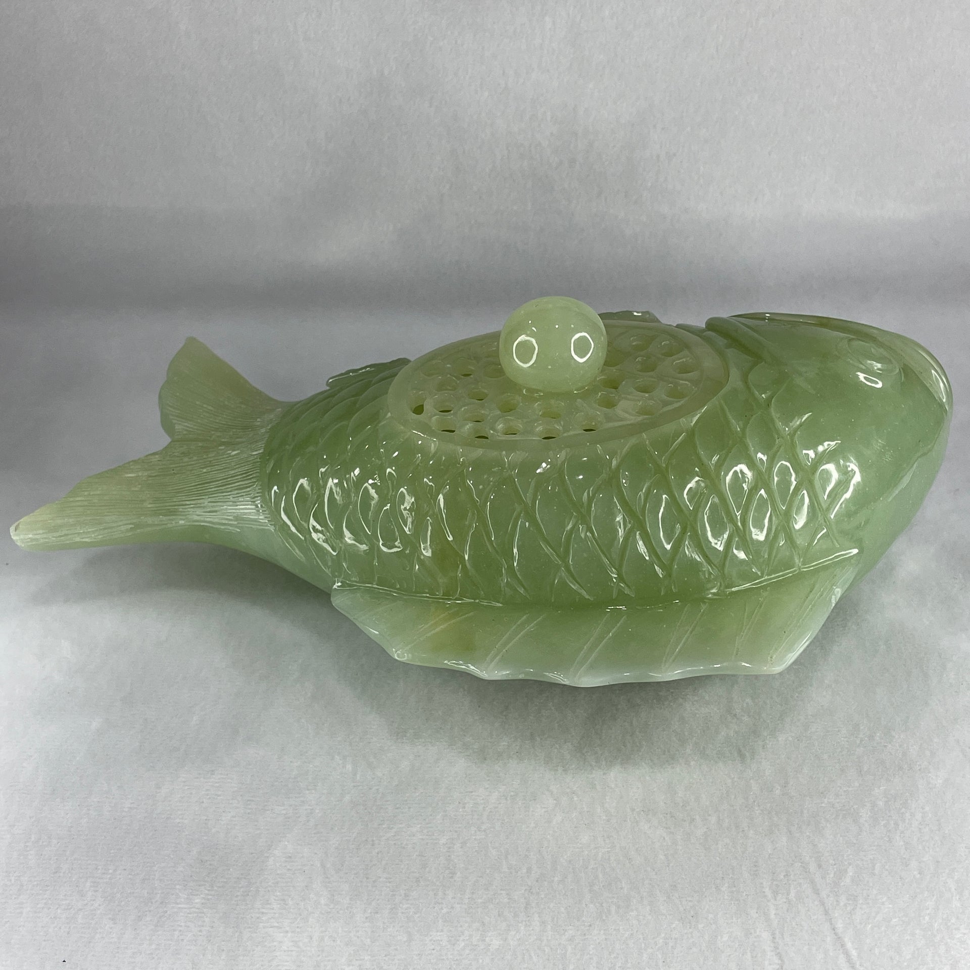 Natural-Green-Serpentine-Carp-Fish-Pot-Display-2,525.3g-250.0-by-150.0-by-105.0mm