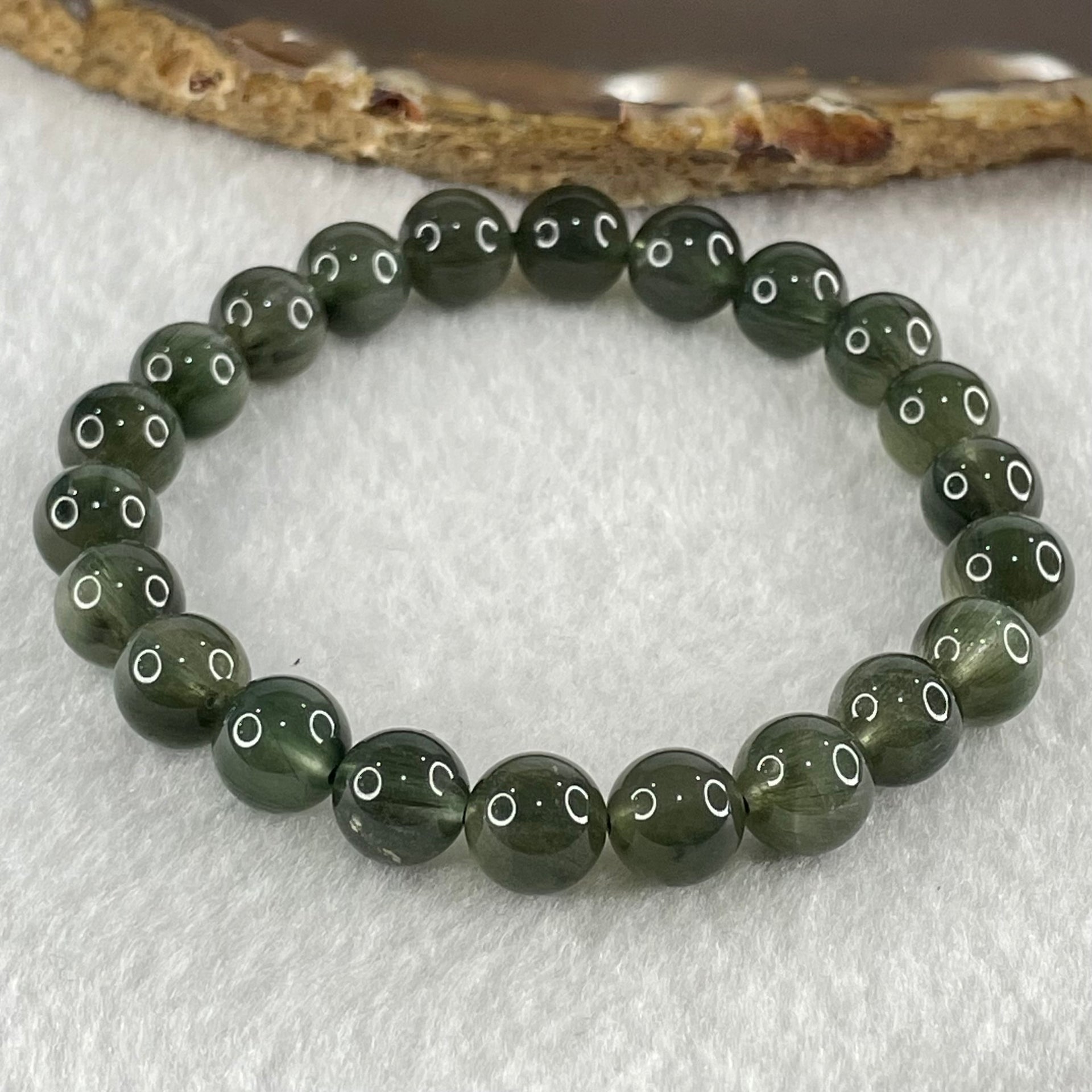 Good Grade Natural Green Cats Eye Rutilated Beads Bracelet 19.58g 15.5cm 8.8mm 22 Beads - Huangs Jadeite and Jewelry Pte Ltd