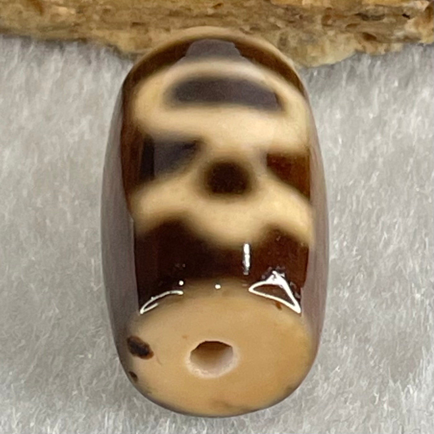 Natural Powerful Tibetan Old Oily Agate Double Cai Shen Dzi Bead Heavenly Master (Tian Zhu) 双财神长天珠 4.57g 19.5 by 11.7mm - Huangs Jadeite and Jewelry Pte Ltd