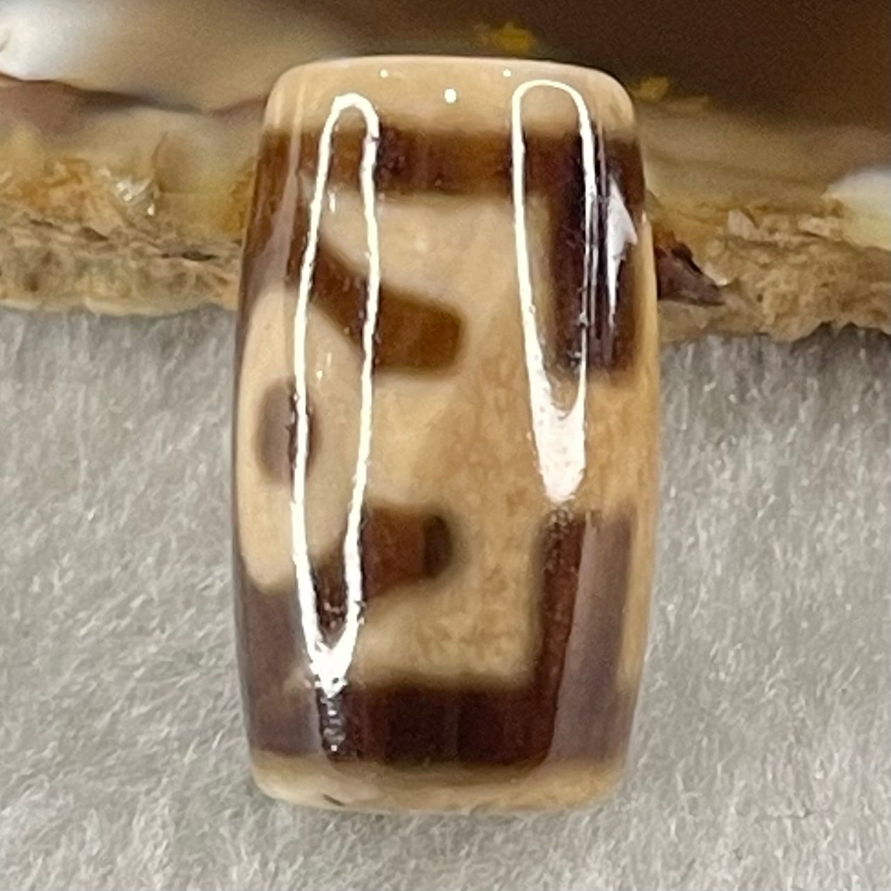 Natural Powerful Tibetan Old Oily Agate Patina Guiren Tairen Human Dzi Bead Totem Amulet Heavenly Master (Tian Zhu) 贵人天诛 4.67g 20.0 by 11.5mm - Huangs Jadeite and Jewelry Pte Ltd