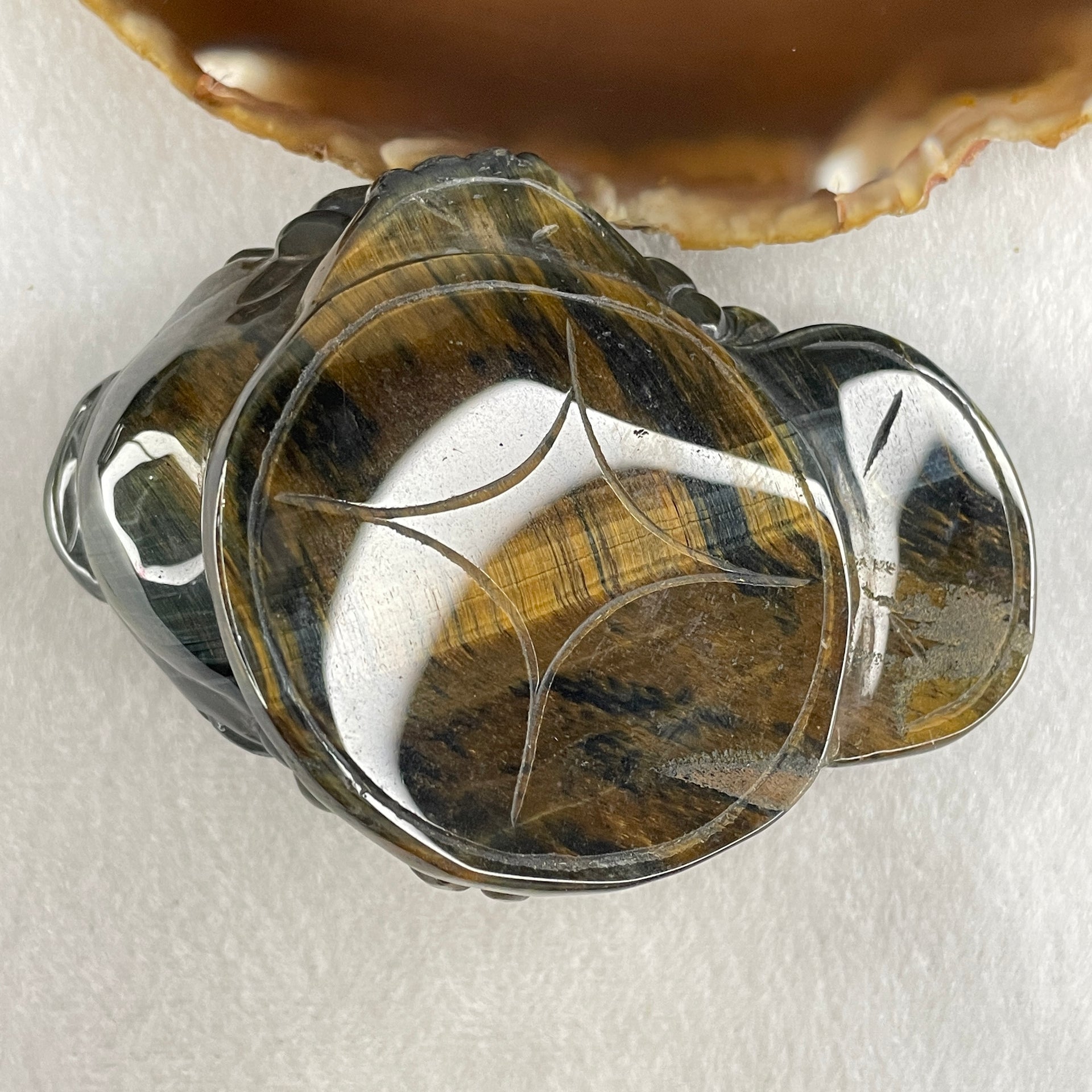 Natural Yellow Tiger's Eye Quartz 3 Legged Toad with Ancient Coin with Wooden Stand Display 412.4g 108.5 by 83.0 by 94.5mm - Huangs Jadeite and Jewelry Pte Ltd