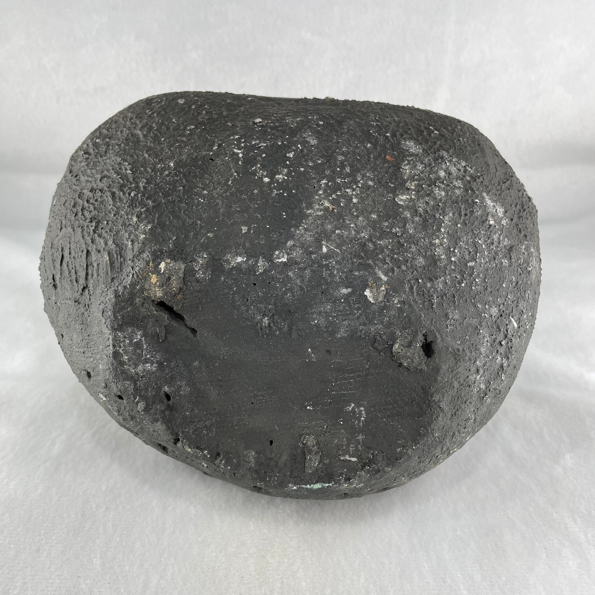 Natural Amethyst Cave with Wooden Stand 4,155.5g 190.0 by 160.0 by 195.0mm - Huangs Jadeite and Jewelry Pte Ltd