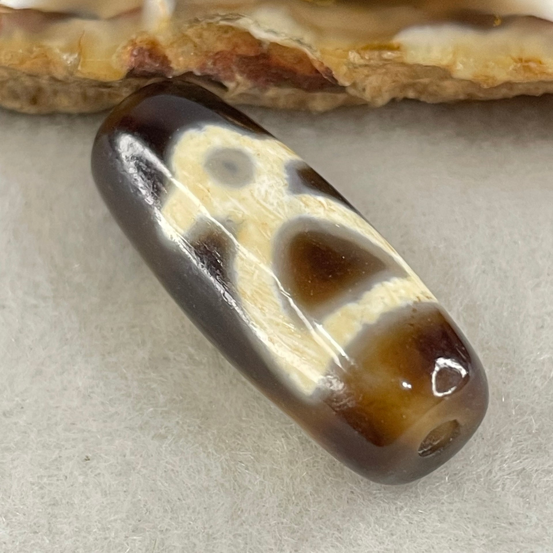 Natural Powerful Tibetan Old Oily Agate Double Cai Shen Dzi Bead Heavenly Master (Tian Zhu) 双财神长天珠 5.72g 28.7 by 11.1mm - Huangs Jadeite and Jewelry Pte Ltd