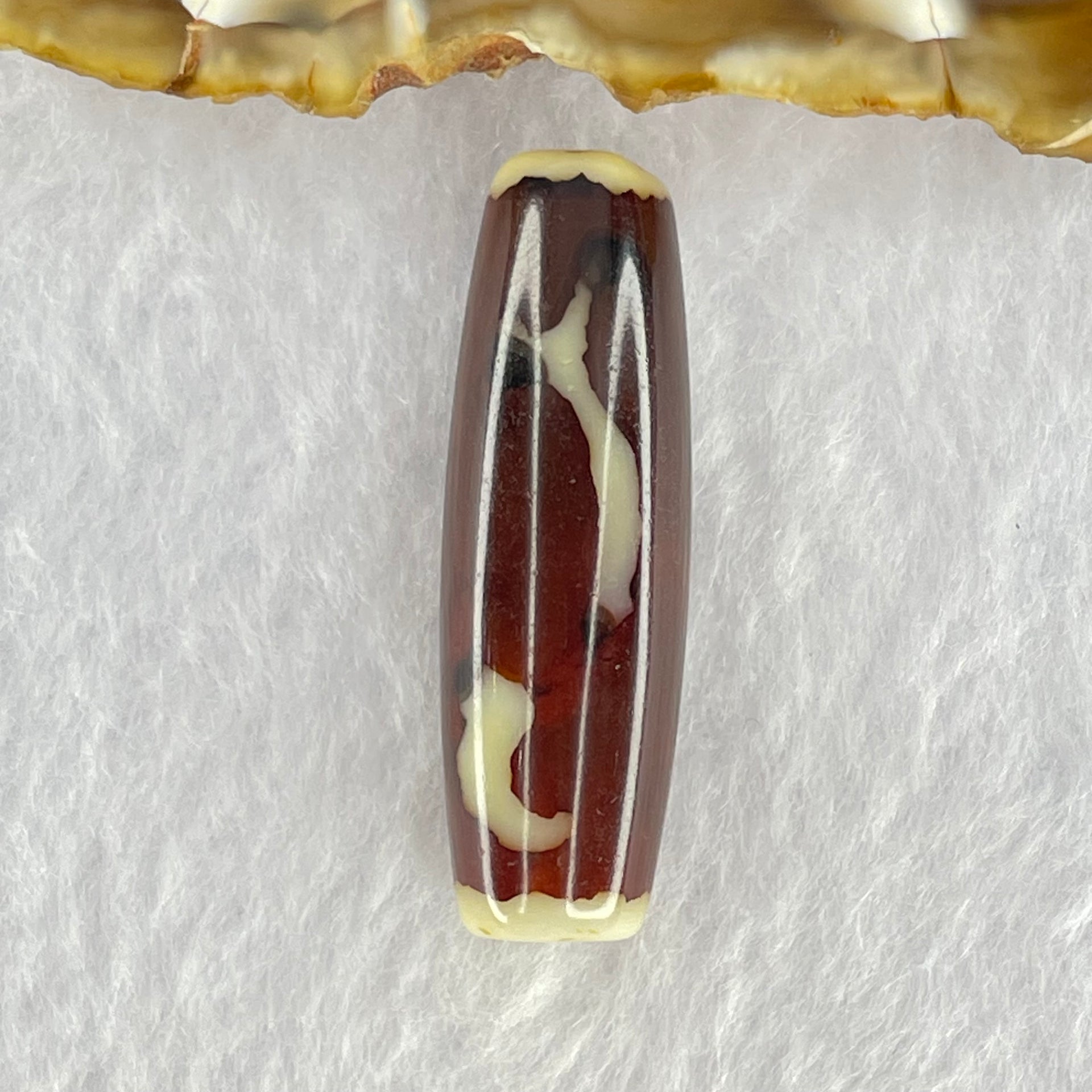 Natural Powerful Tibetan Old Oily Agate Ruyi Dzi Bead Heavenly Master (Tian Zhu) 如意天珠 8.64g 37.8 by 12.1mm - Huangs Jadeite and Jewelry Pte Ltd