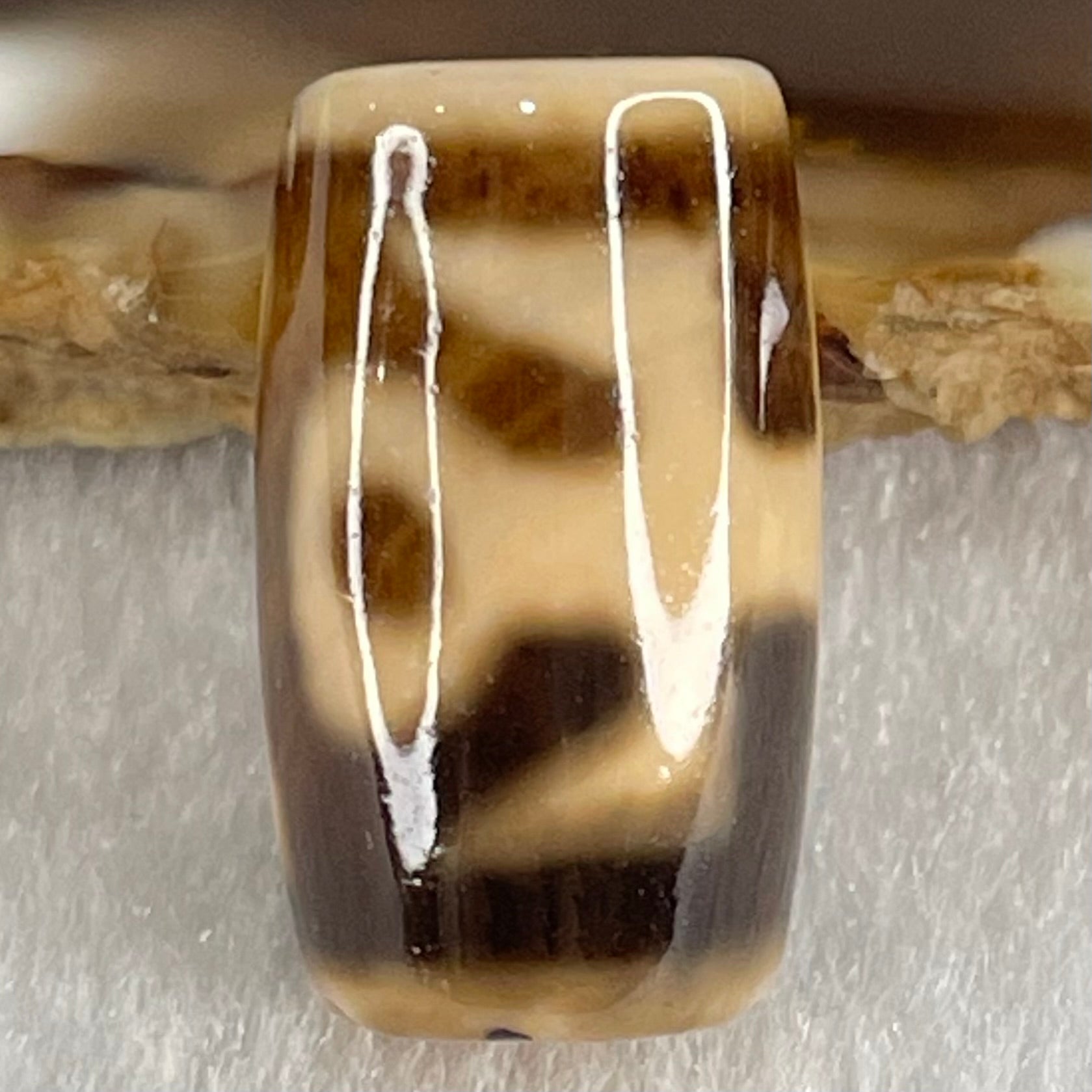 Natural Powerful Tibetan Old Oily Agate Patina Guiren Tairen Human Dzi Bead Totem Amulet Heavenly Master (Tian Zhu) 贵人天诛 4.92g 20.1 by 11.9mm - Huangs Jadeite and Jewelry Pte Ltd