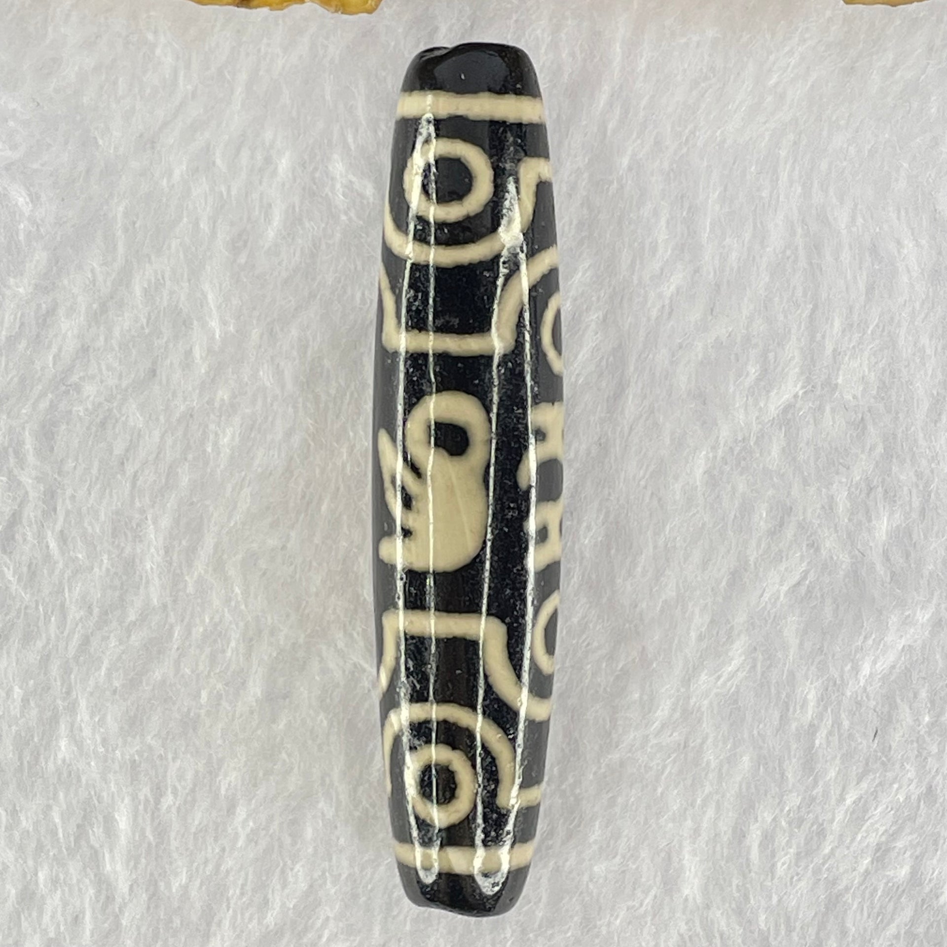 Natural Powerful Tibetan Old Oily Agate 8 Eyes Om Mani Padme Hum Dzi Bead Heavenly Master (Tian Zhu) 六字箴言八眼天珠 15.12g 59.0 by 13.0mm - Huangs Jadeite and Jewelry Pte Ltd