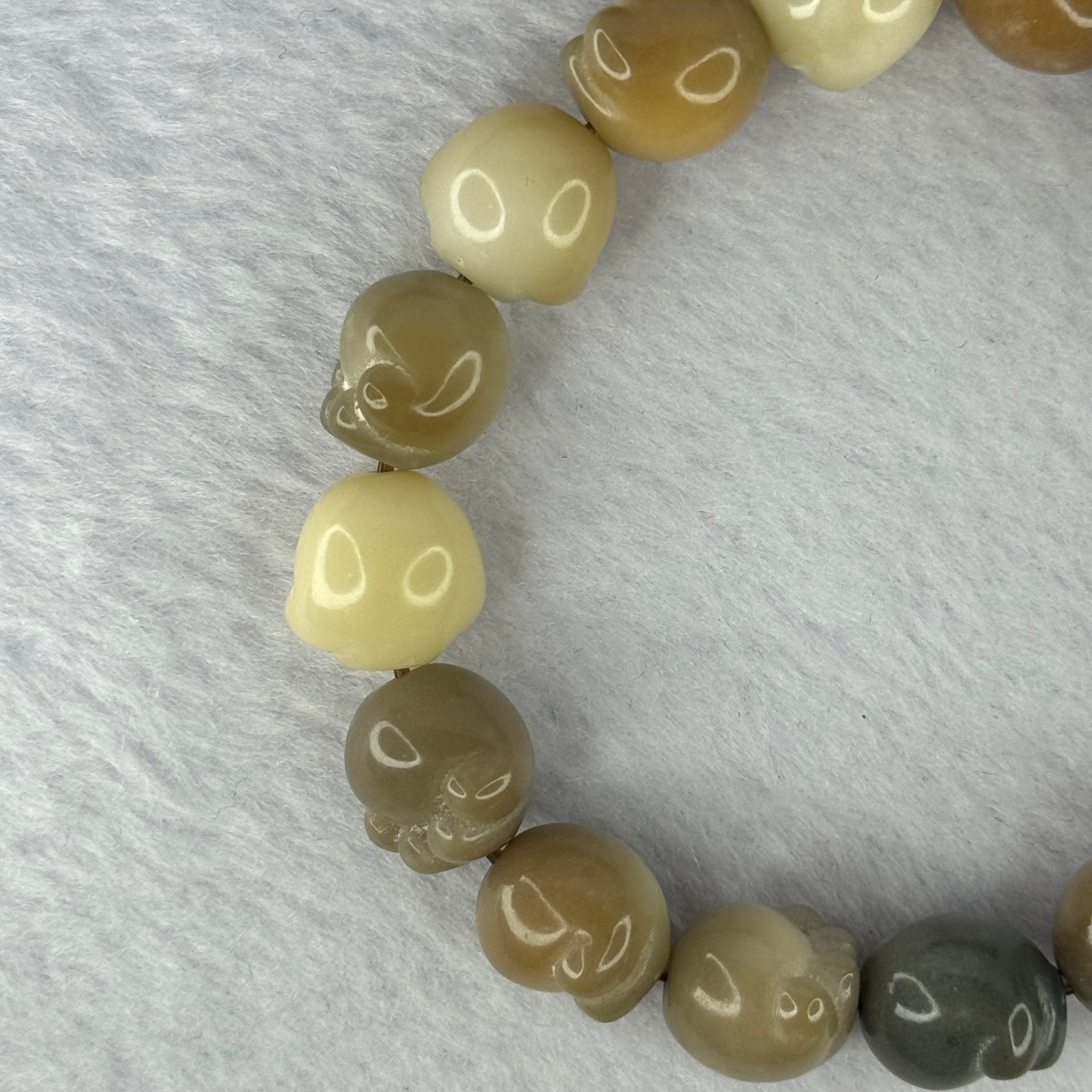 Natural Mixed Color Bodhi Beads in Paw Bracelet 20.26g 17cm 12.8mm 16 Beads - Huangs Jadeite and Jewelry Pte Ltd