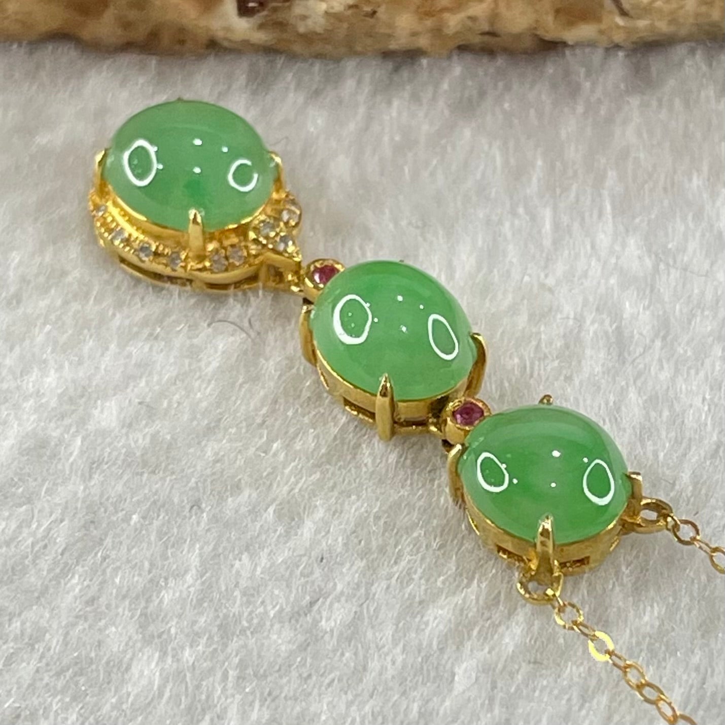 Type A Icy Apple Green Jadeite Cabouchons in 18K Yellow Gold Necklace each about 7.1 by 6.3 by 4.0mm 3.10g 39 or 42cm - Huangs Jadeite and Jewelry Pte Ltd
