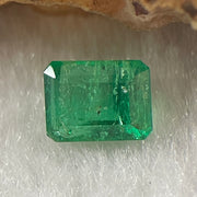 Natural Colombia Green Emerald (Beryl) Cut-Cornered Rectangular step cut 0.89ct 6.4 by 4.8 by 3.5mm - Huangs Jadeite and Jewelry Pte Ltd