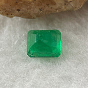 Natural Colombia Green Emerald (Beryl) Cut-Cornered Rectangular Step cut 0.93ct 6.1 by 5.3 by 3.8mm - Huangs Jadeite and Jewelry Pte Ltd