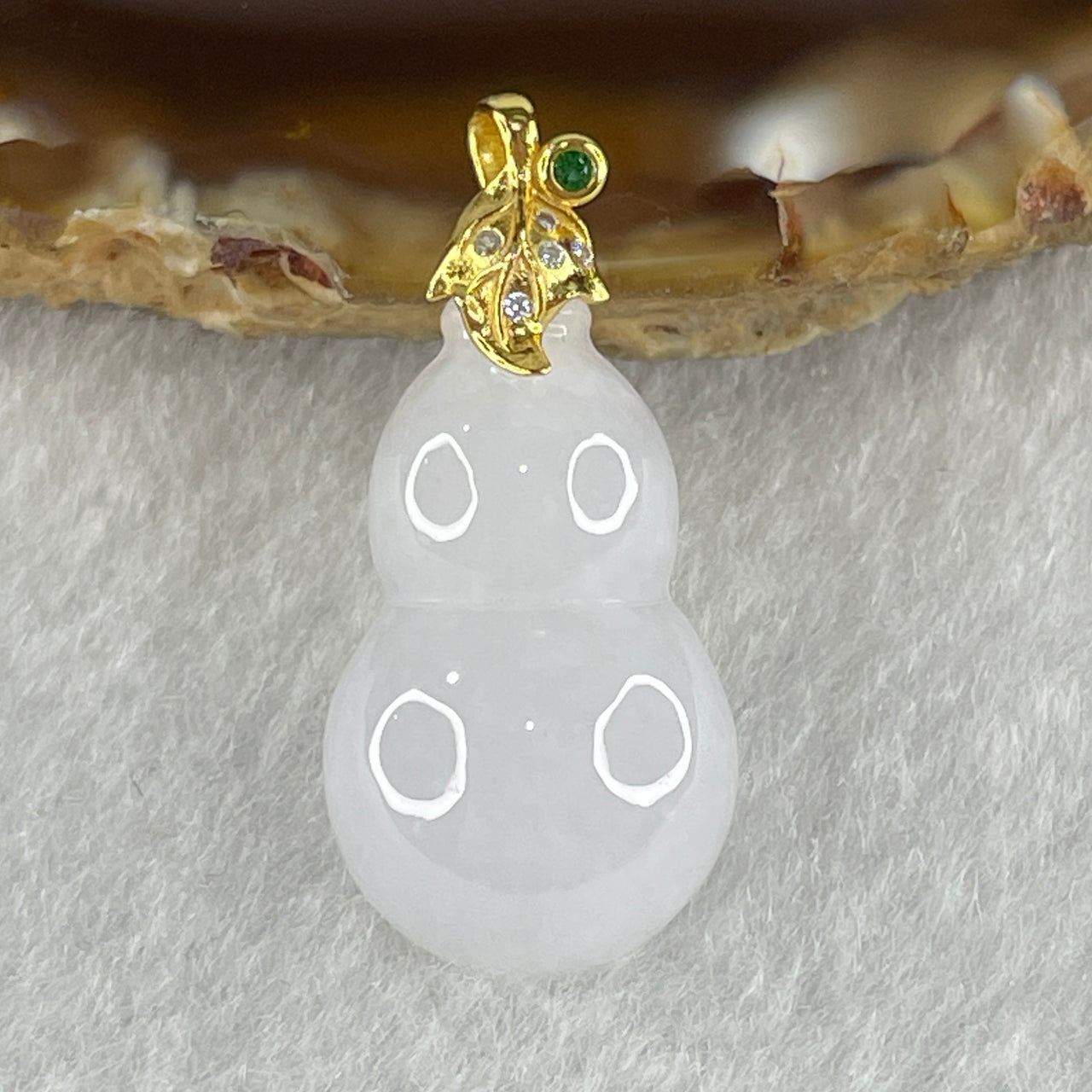 Certified Natural Type A Light Lavender Jadeite Calabash Hulu Pendant in S925 Gold Color Silver Clasp 3.681g 22.8 by 13.7 by 6.5mm