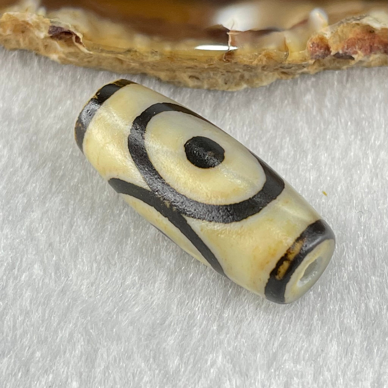 Natural Powerful Tibetan Old Oily Dark Brown With White Agate 3 Eyes Dzi Bead Heavenly Master (Tian Zhu) 三眼天诛 6.70g 29.1 by 12.0mm - Huangs Jadeite and Jewelry Pte Ltd