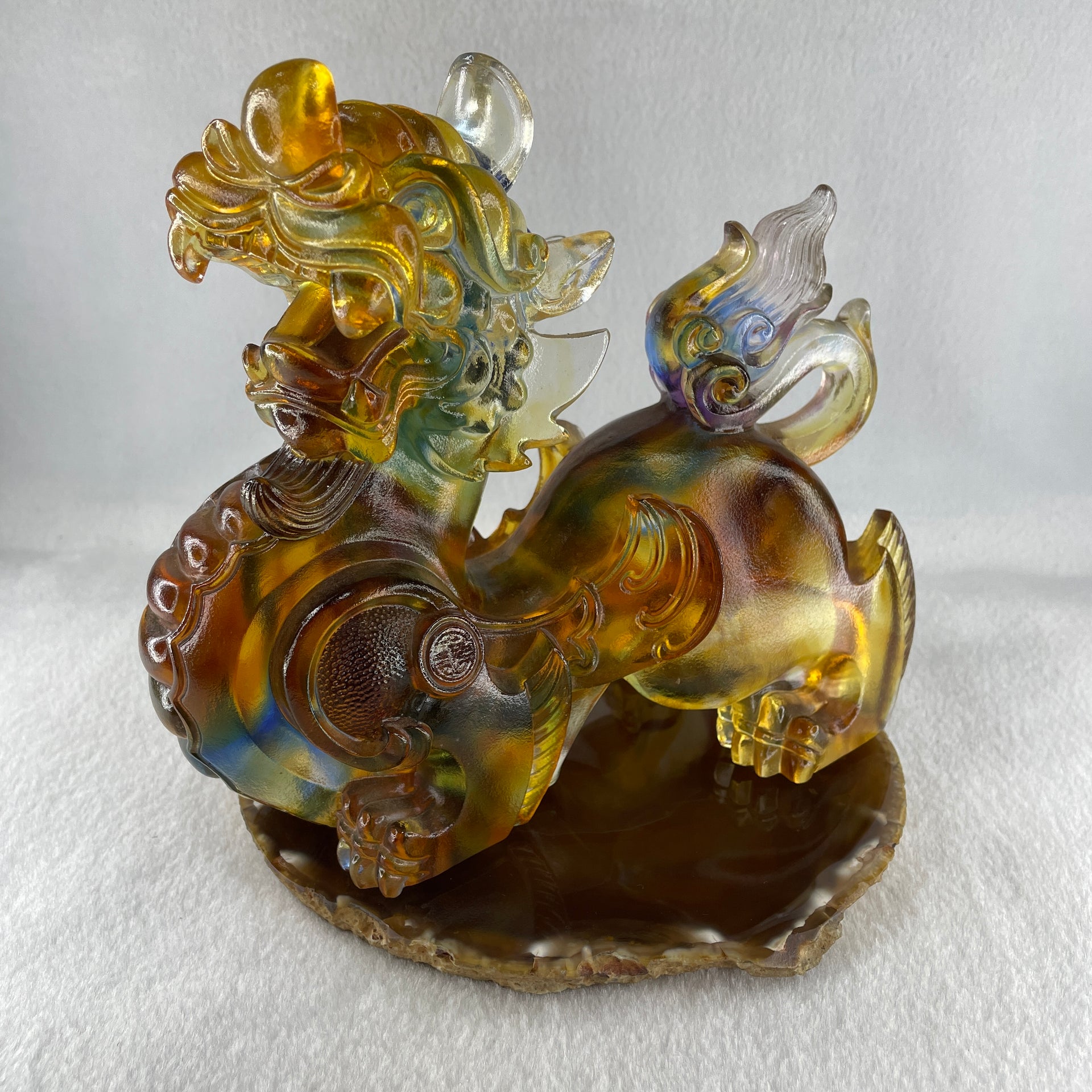 Liuli Pixiu Display 1,942.0g 175.0 by 82.5 by 154.0mm - Huangs Jadeite and Jewelry Pte Ltd