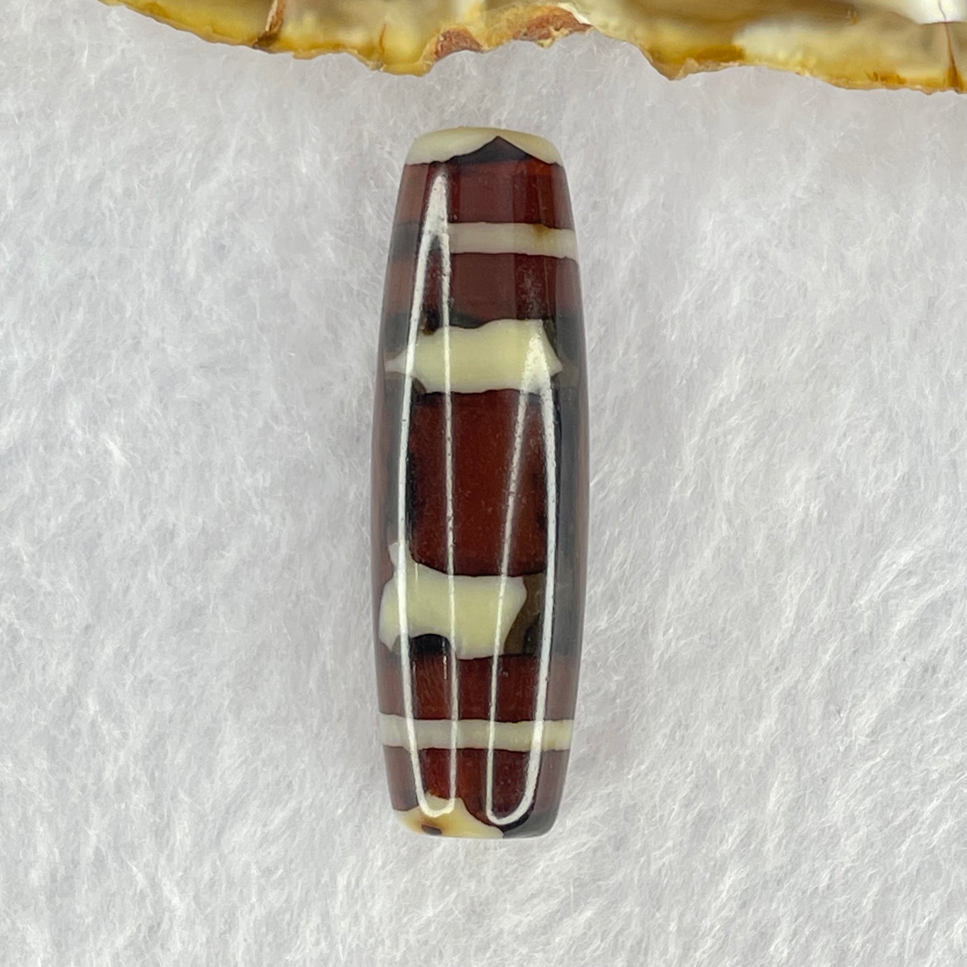 Natural Powerful Tibetan Old Oily Agate Sky Door Serenity 1 Eye Dzi Bead Heavenly Master (Tian Zhu) 一眼天诛 8.59g 37.8 by 12.0mm - Huangs Jadeite and Jewelry Pte Ltd