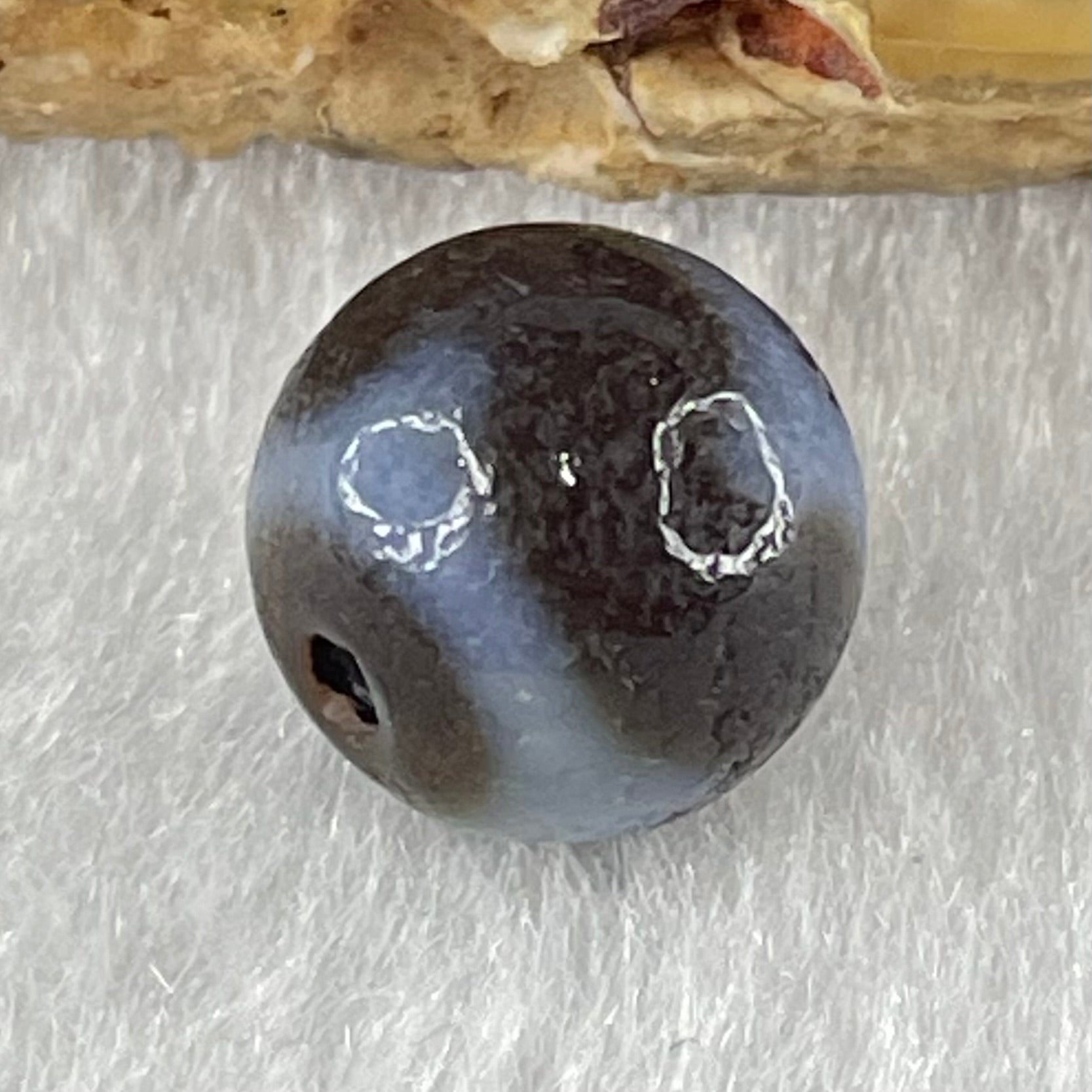 Natural Powerful Tibetan Old Oily Agate Tiger Tooth Daluo Dzi Bead Heavenly Master (Tian Zhu) 虎呀天诛 1.45g 9.8 by 10.3mm - Huangs Jadeite and Jewelry Pte Ltd