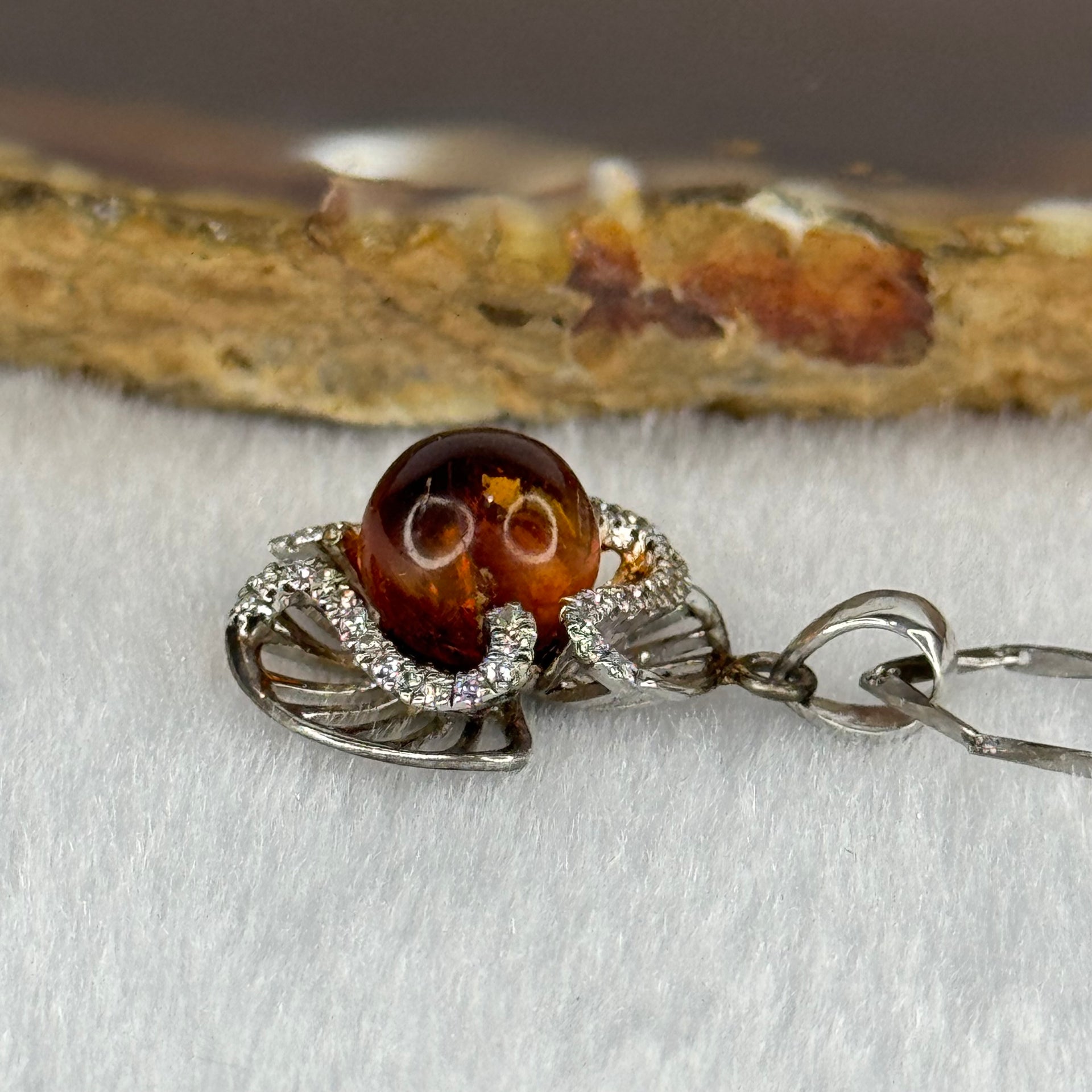 Natural Amber with Cubic Zirconia in S925 Sliver Pendent Necklace 4.04g 7.8mm - Huangs Jadeite and Jewelry Pte Ltd