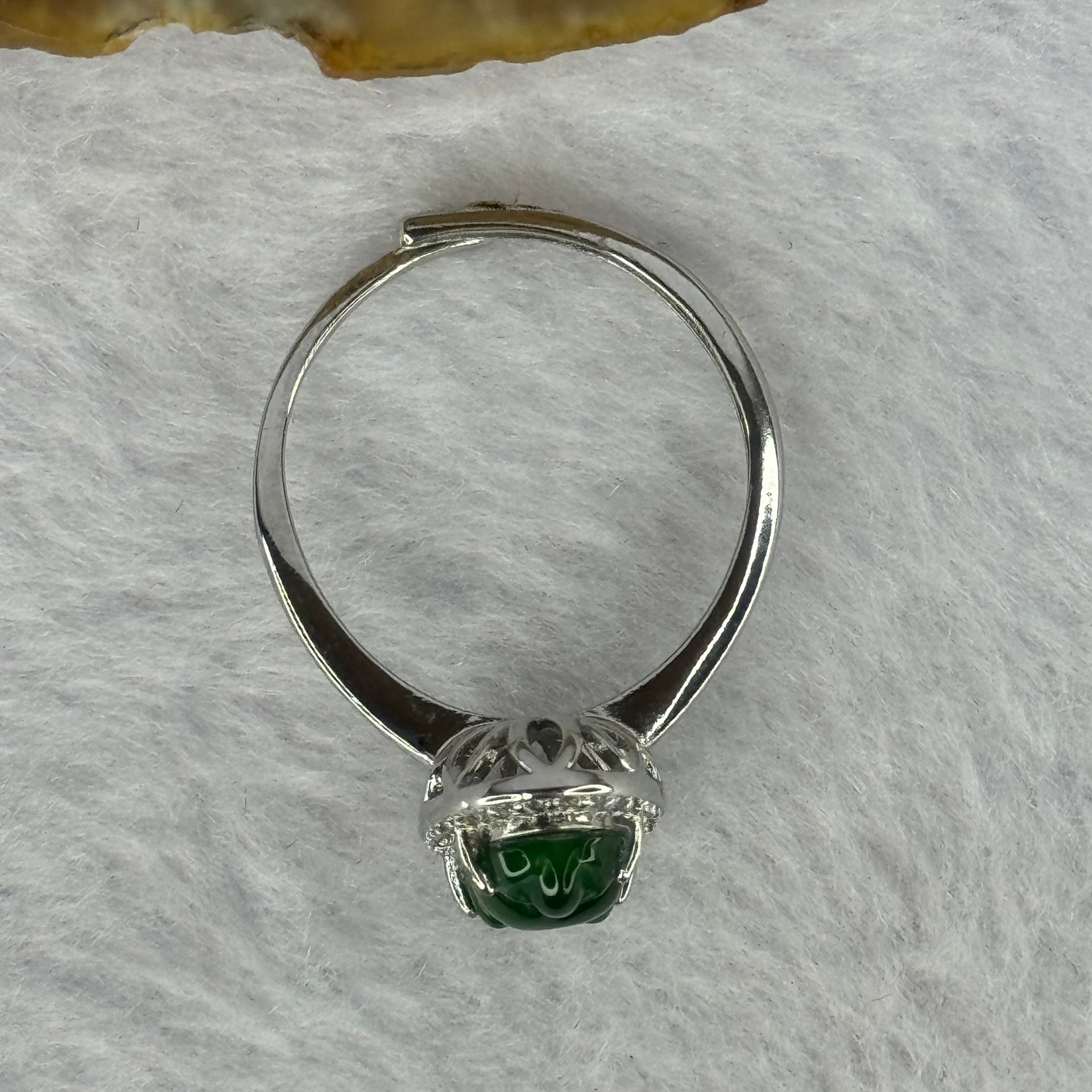 Type A Icy Green Omphasite Jadeite Gold Fish with Crystals in S925 Sliver Ring (Adjustable Size) 2.55g 10.7 by 7.1 by 3.0mm - Huangs Jadeite and Jewelry Pte Ltd