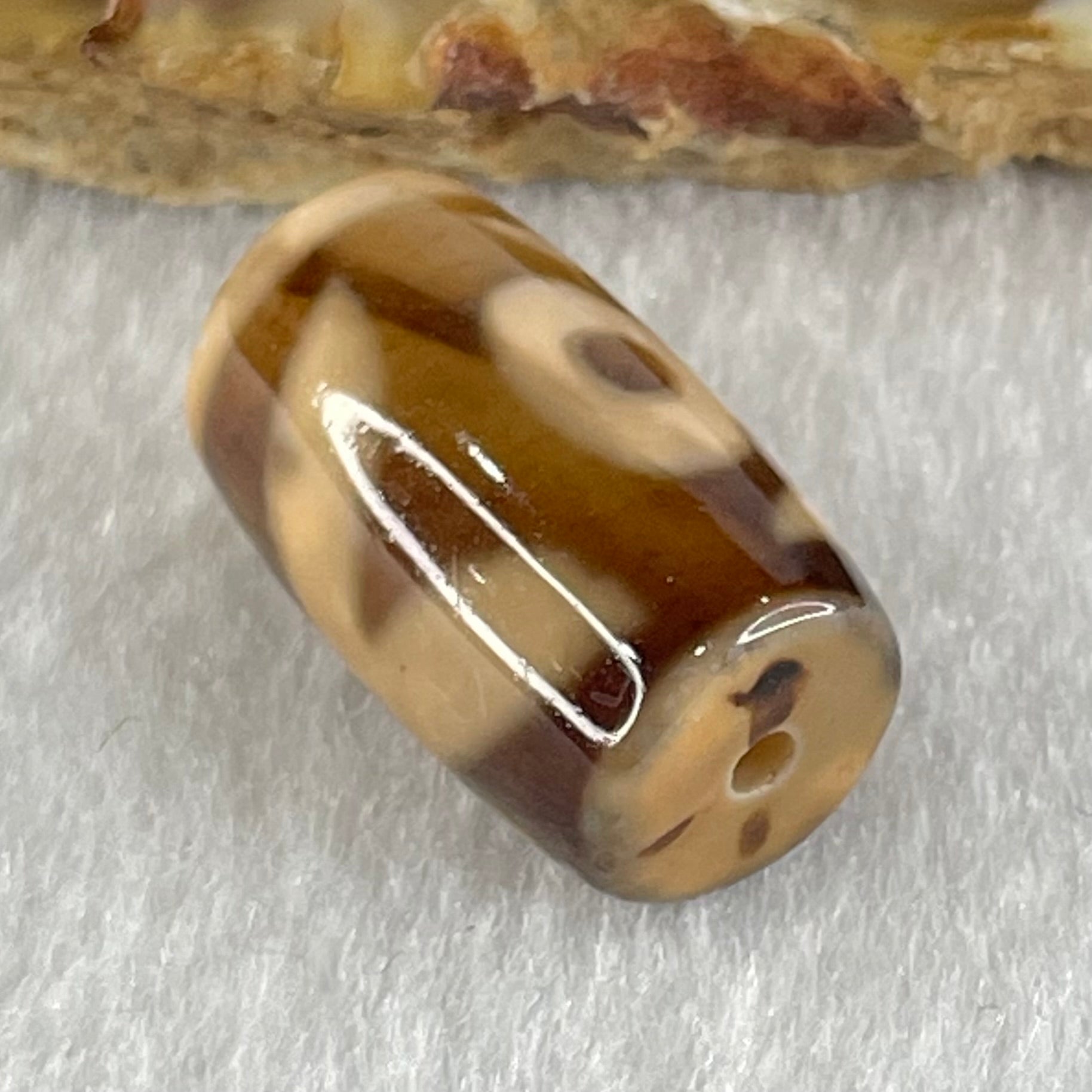 Natural Powerful Tibetan Old Oily Agate Patina Guiren Tairen Human Dzi Bead Totem Amulet Heavenly Master (Tian Zhu) 贵人天诛 4.63g 19.5 by 11.7mm - Huangs Jadeite and Jewelry Pte Ltd