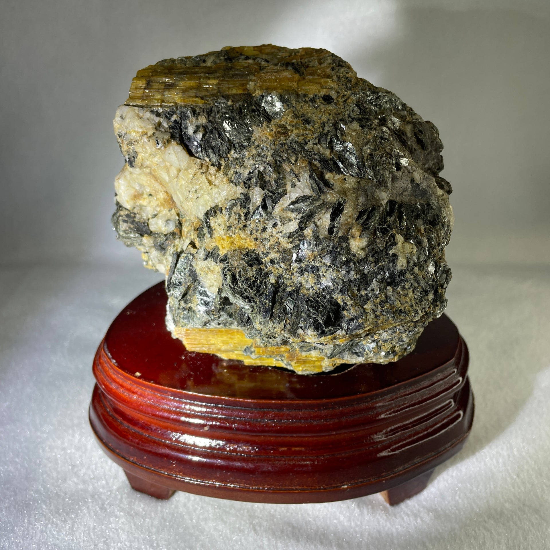 Natural Pegmatite with Wooden Stand Display 1,552.8g 155.7 by 113.0 by 148.0mm - Huangs Jadeite and Jewelry Pte Ltd
