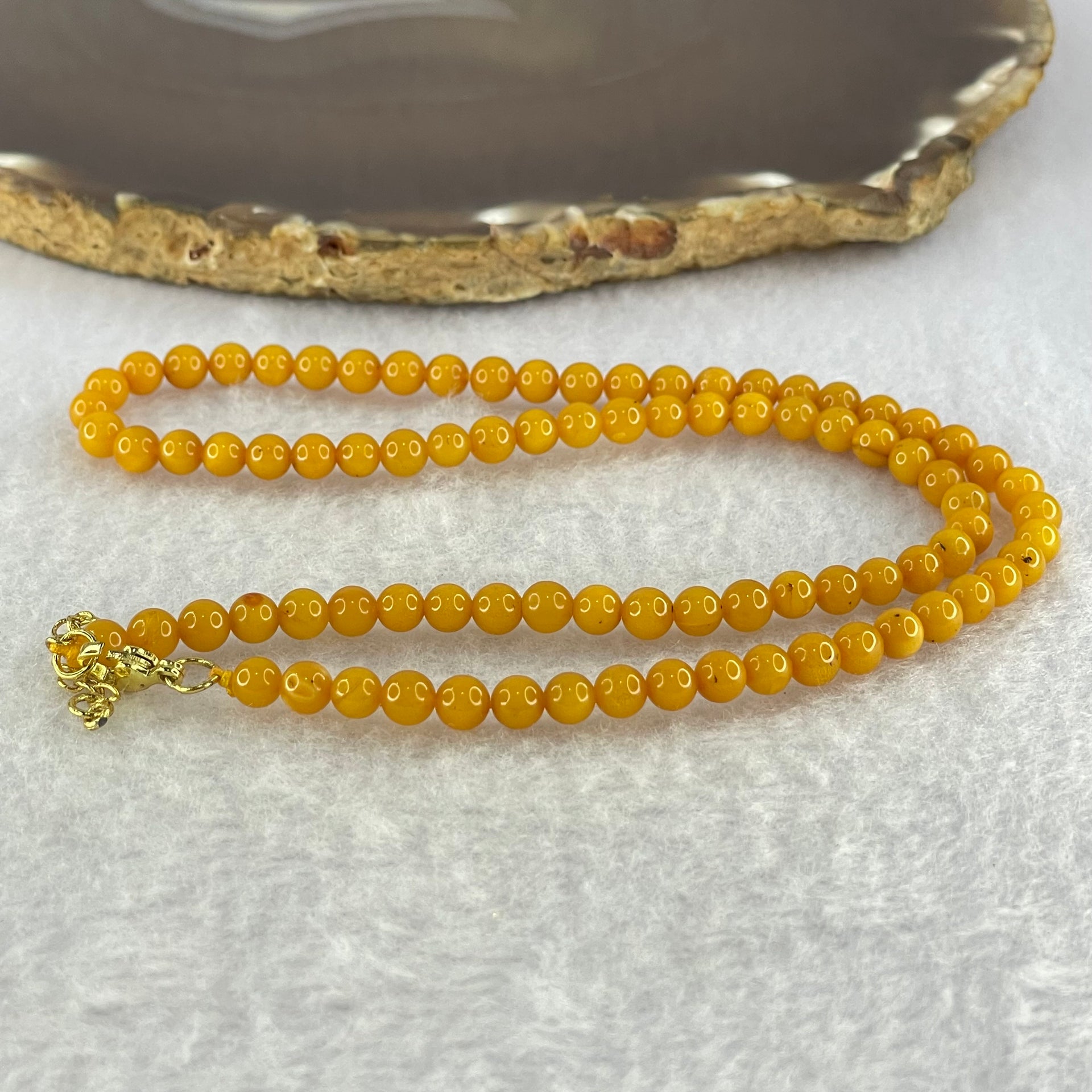 Natural Butterscotch Amber Beads Necklace 5.77g 40cm 4.9mm 86 Beads - Huangs Jadeite and Jewelry Pte Ltd