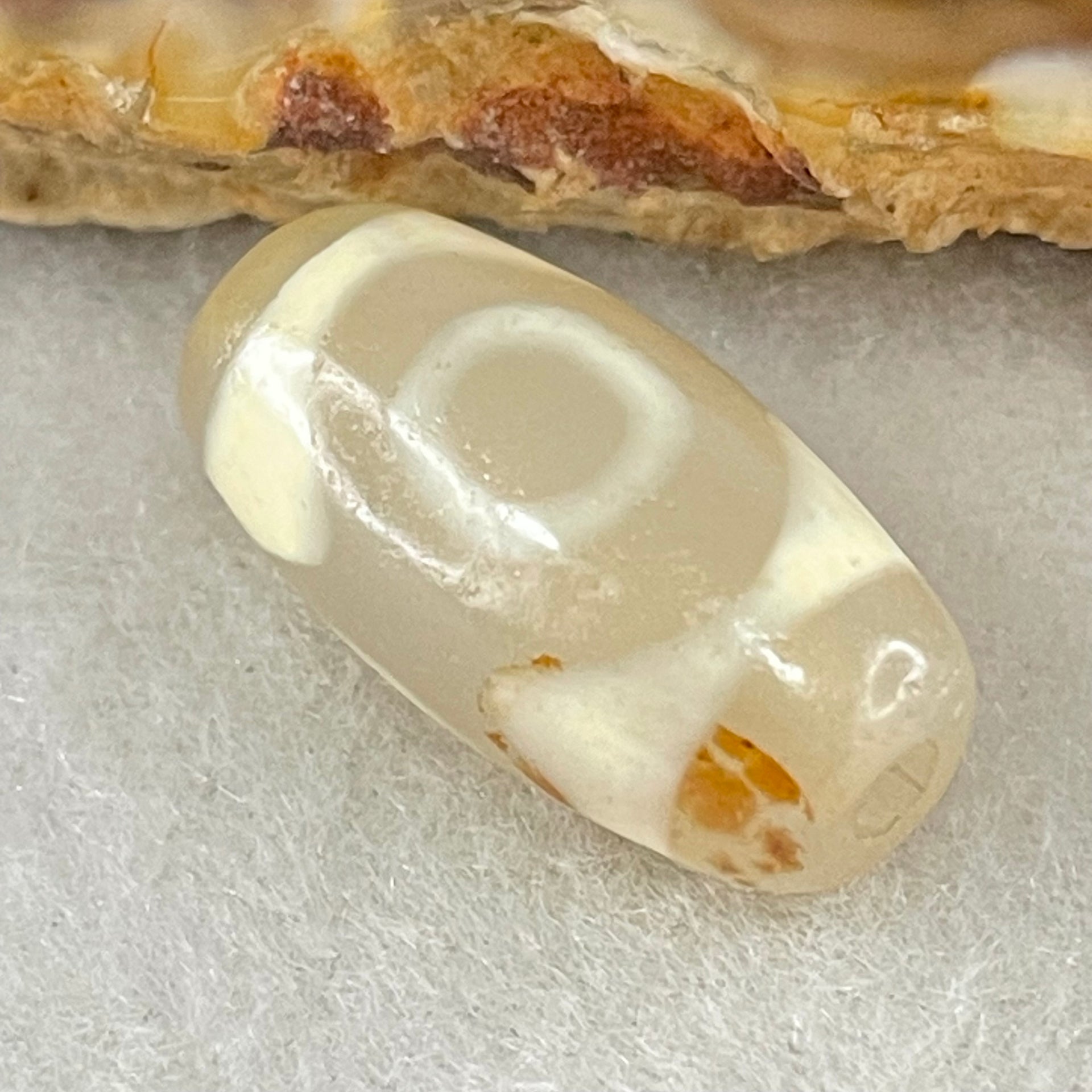 Natural Powerful Tibetan Old Oily Agate 3 Eyes Dzi Bead Heavenly Master (Tian Zhu) 三眼天诛 2.98g 20.1 by 10.2mm - Huangs Jadeite and Jewelry Pte Ltd