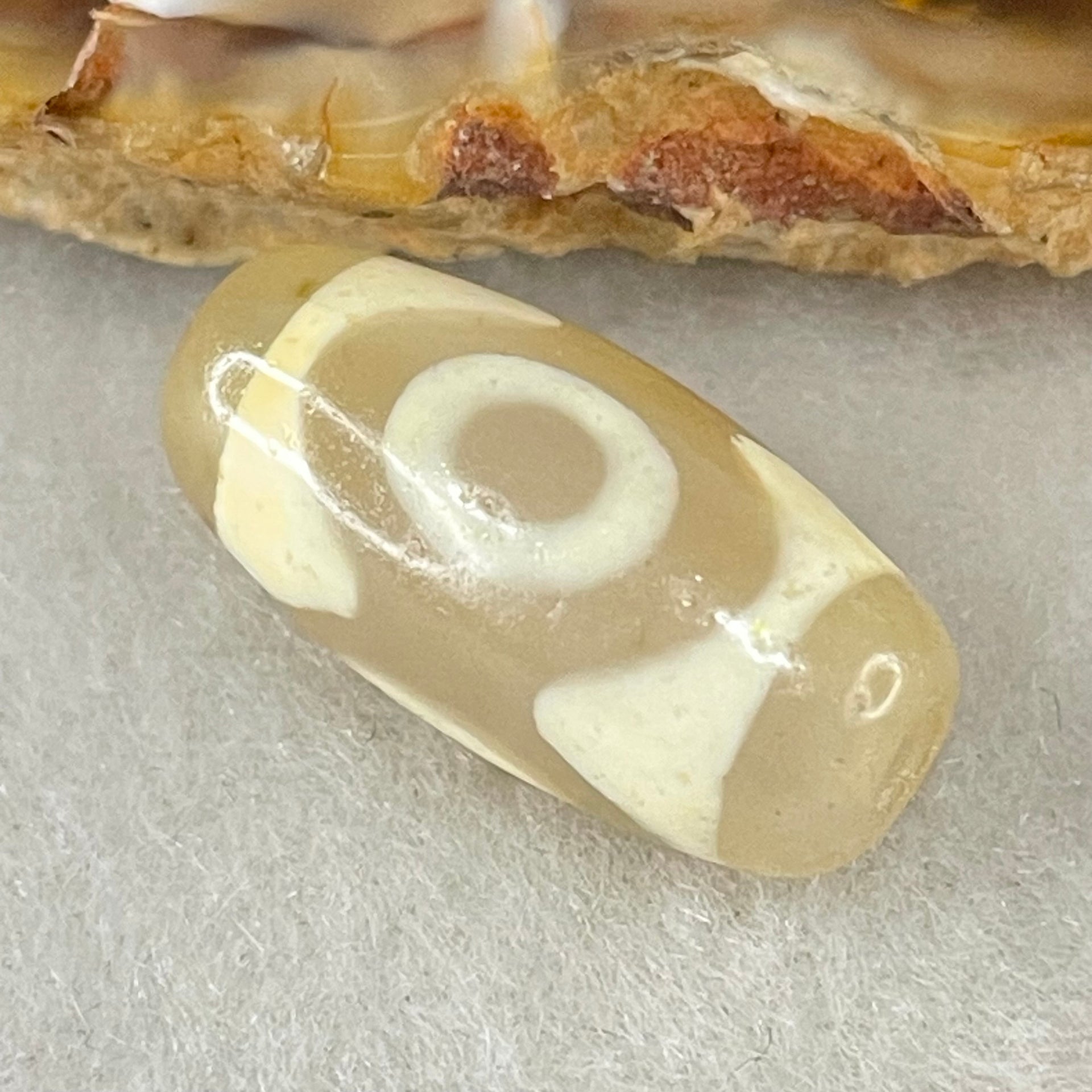 Natural Powerful Tibetan Old Oily Agate 3 Eyes Dzi Bead Heavenly Master (Tian Zhu) 三眼天诛 2.71g 20.1 by 9.8mm - Huangs Jadeite and Jewelry Pte Ltd