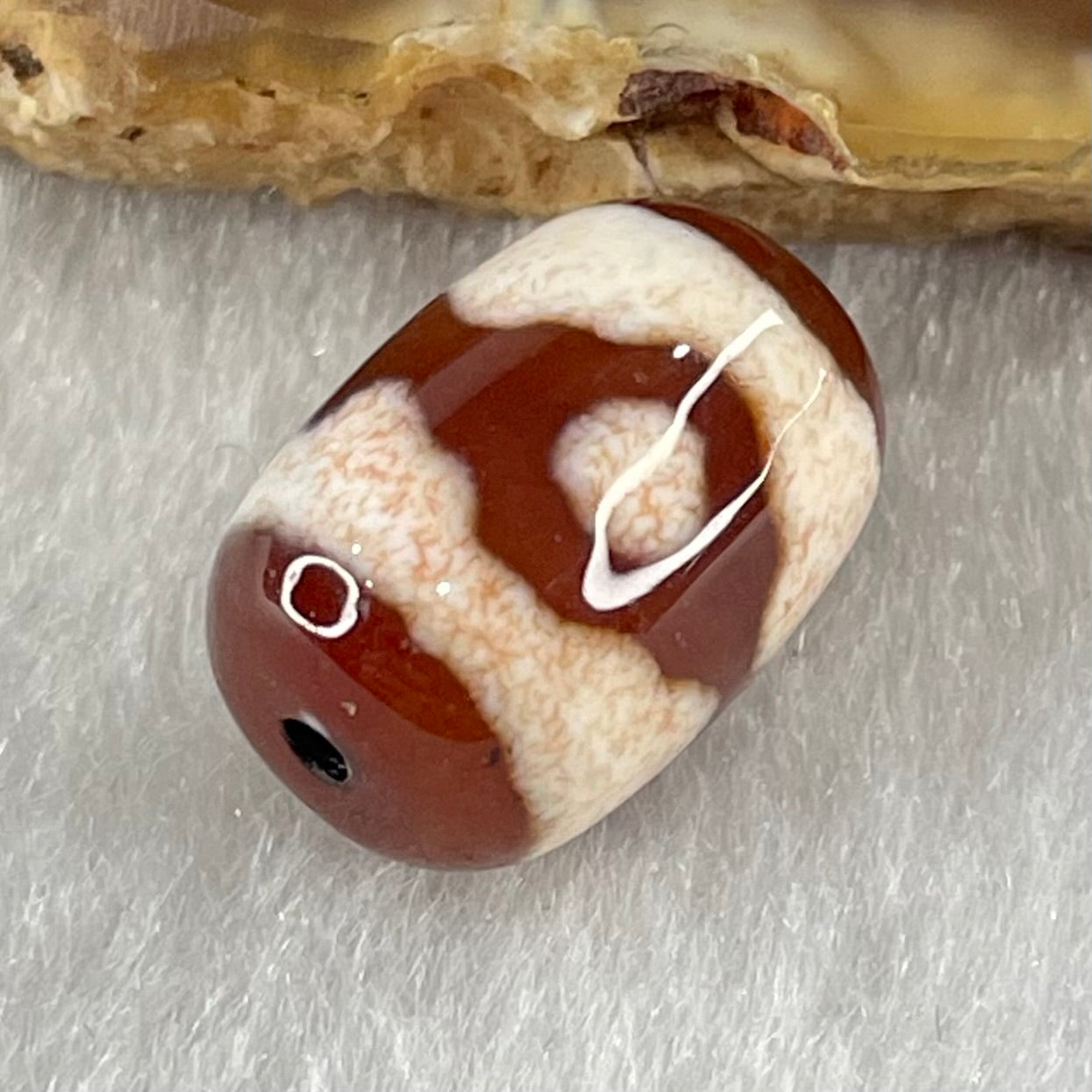 Natural Powerful Tibetan Old Oily Agate 3 Eyes Dzi Bead Heavenly Master (Tian Zhu) 三眼天诛 2.41g 14.5 by 10.1mm - Huangs Jadeite and Jewelry Pte Ltd