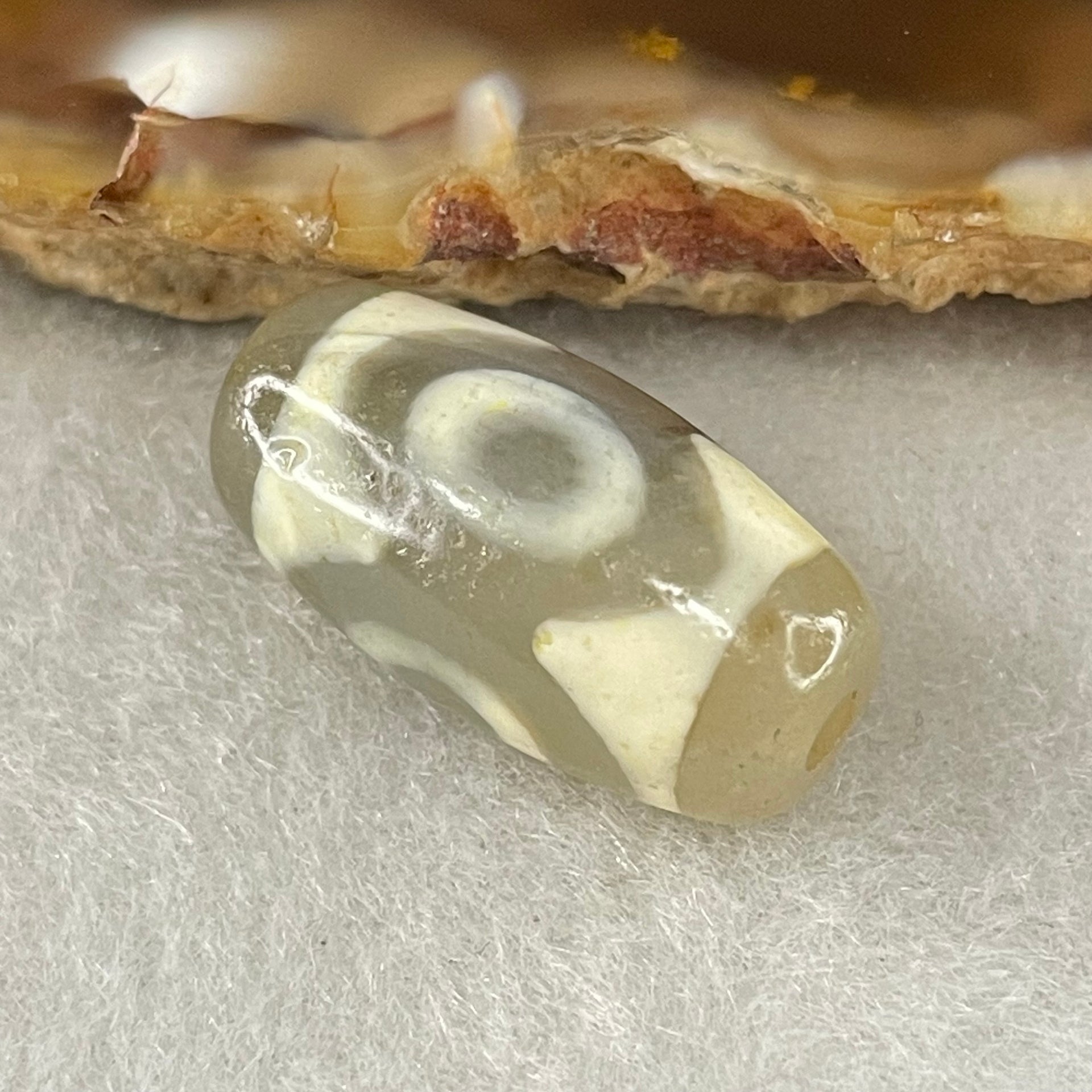 Natural Powerful Tibetan Old Oily Agate 3 Eyes Dzi Bead Heavenly Master (Tian Zhu) 三眼天诛 3.23g 19.9 by 10.4mm - Huangs Jadeite and Jewelry Pte Ltd