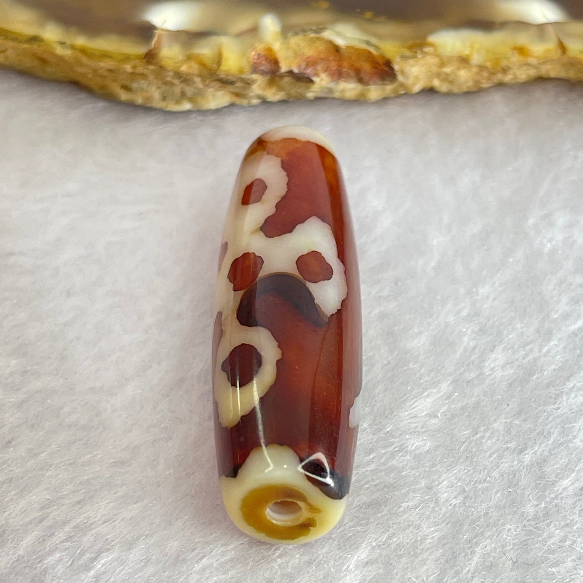 Natural Powerful Tibetan Old Oily Agate 5 Eyes Lightning Dzi Bead Heavenly Master (Tian Zhu) 五眼闪电天珠 8.51g 38.0 by 12.0mm - Huangs Jadeite and Jewelry Pte Ltd