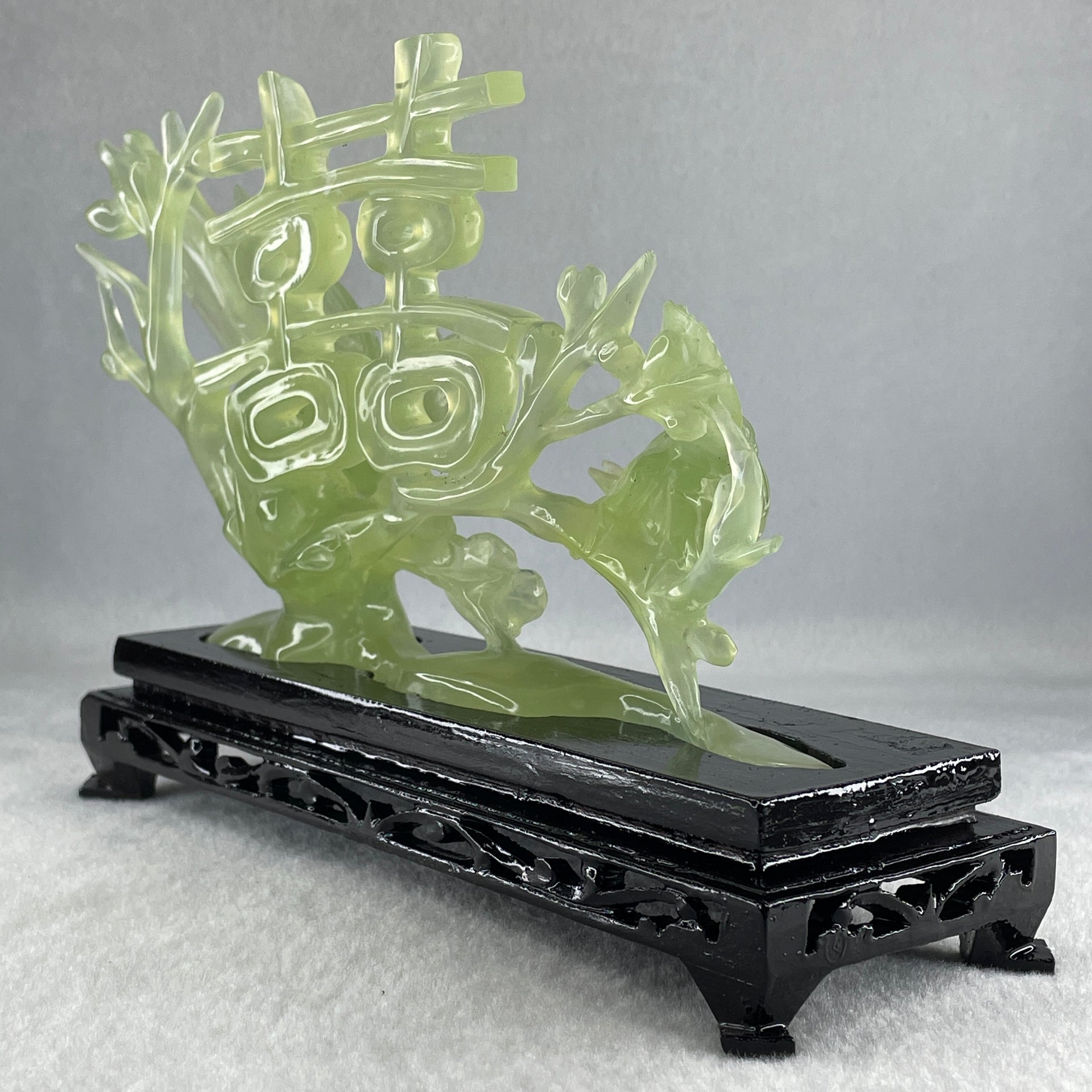 Natural Green Serpentine 囍 Double Happiness Love Birds with Flower with Wooden Stand Display 469.1g 192.0 by 138.0 by 68.0mm - Huangs Jadeite and Jewelry Pte Ltd