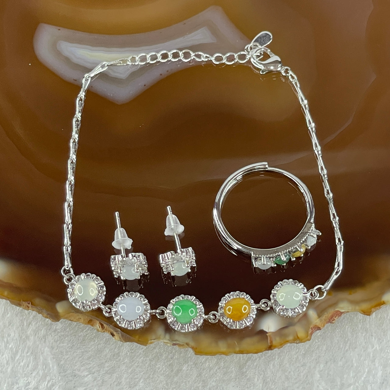 Certified Natural Type A Multi Color Jadeite Flower in Silver Set Bracelet 7.013g Maximum 19cm 4.7 by 2.0mm, Ring 2.5 by 1.5mm, Earrings 3.8 by 2.0mm