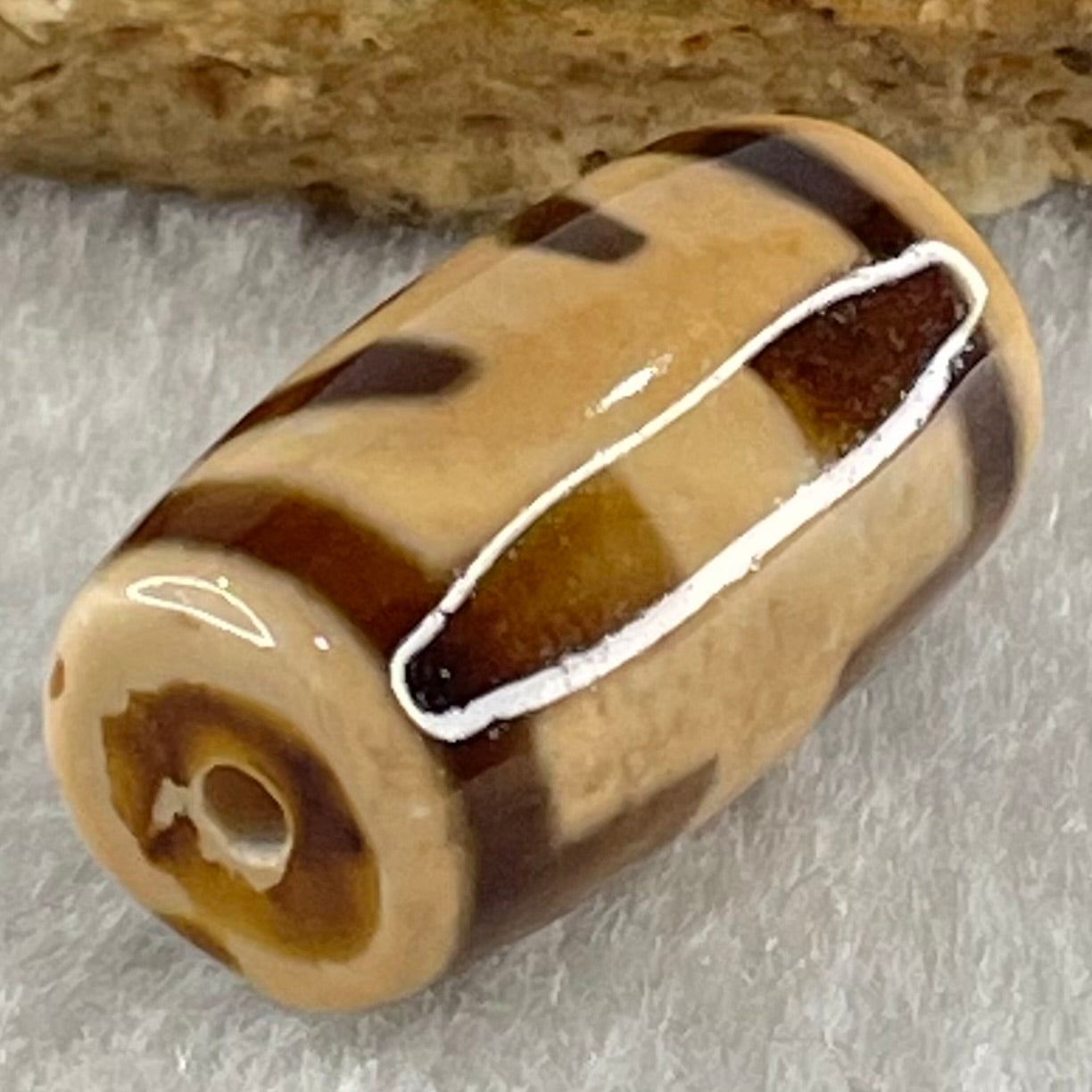Natural Powerful Tibetan Old Oily Agate Patina Guiren Tairen Human Dzi Bead Totem Amulet Heavenly Master (Tian Zhu) 贵人天诛 4.61g 19.7 by 11.7mm - Huangs Jadeite and Jewelry Pte Ltd
