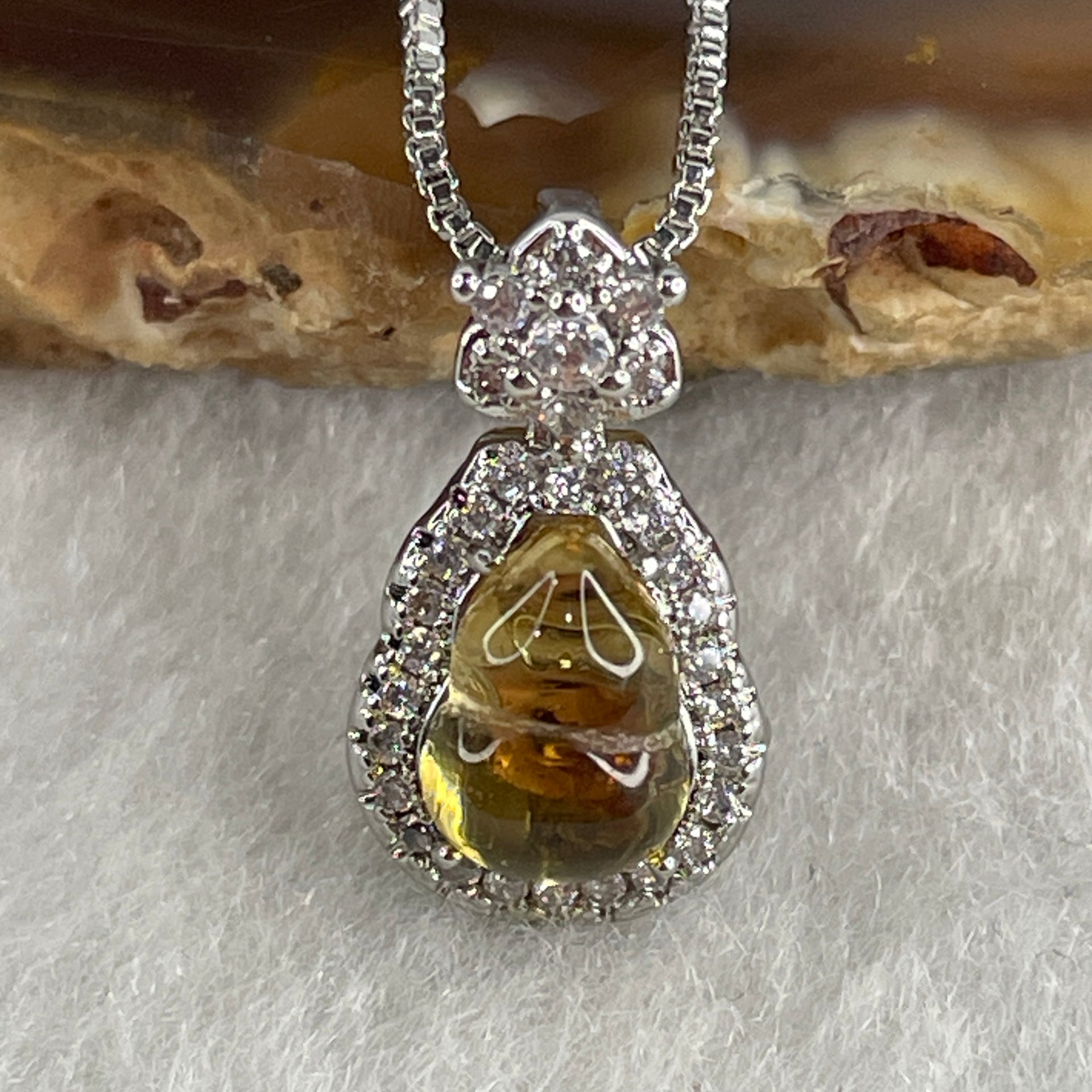 Natural Yellow Citrine Hulu Pendant on S925 Sliver 3.58g 7.8 by 6.0 by 4. - Huangs Jadeite and Jewelry Pte Ltd