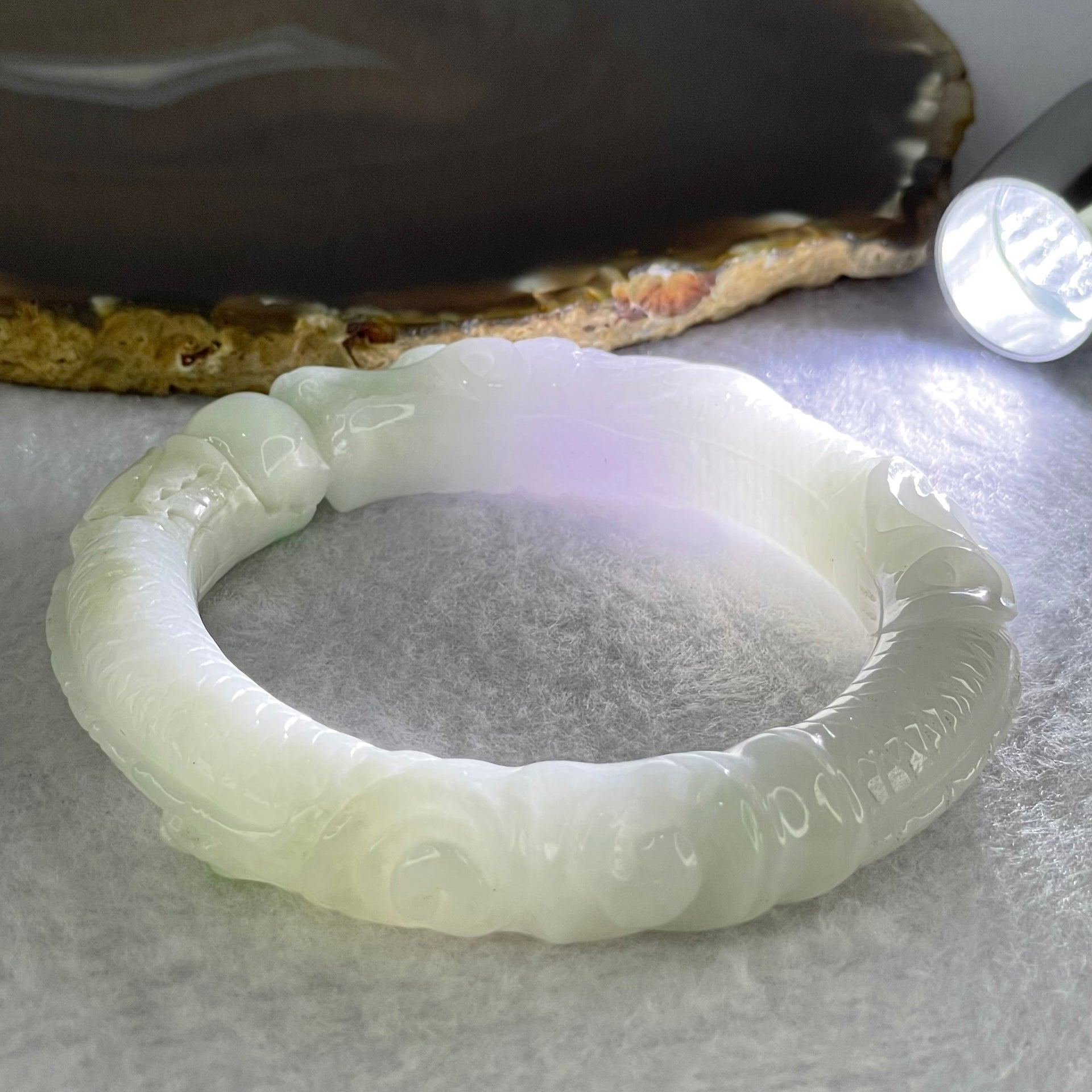 Type A Faint Green Lavender Jadeite Carved Ruyi Bangle Internal Diameter 56.0mm 86.81g 18.0 by 9.5mm (Internal Lines) - Huangs Jadeite and Jewelry Pte Ltd