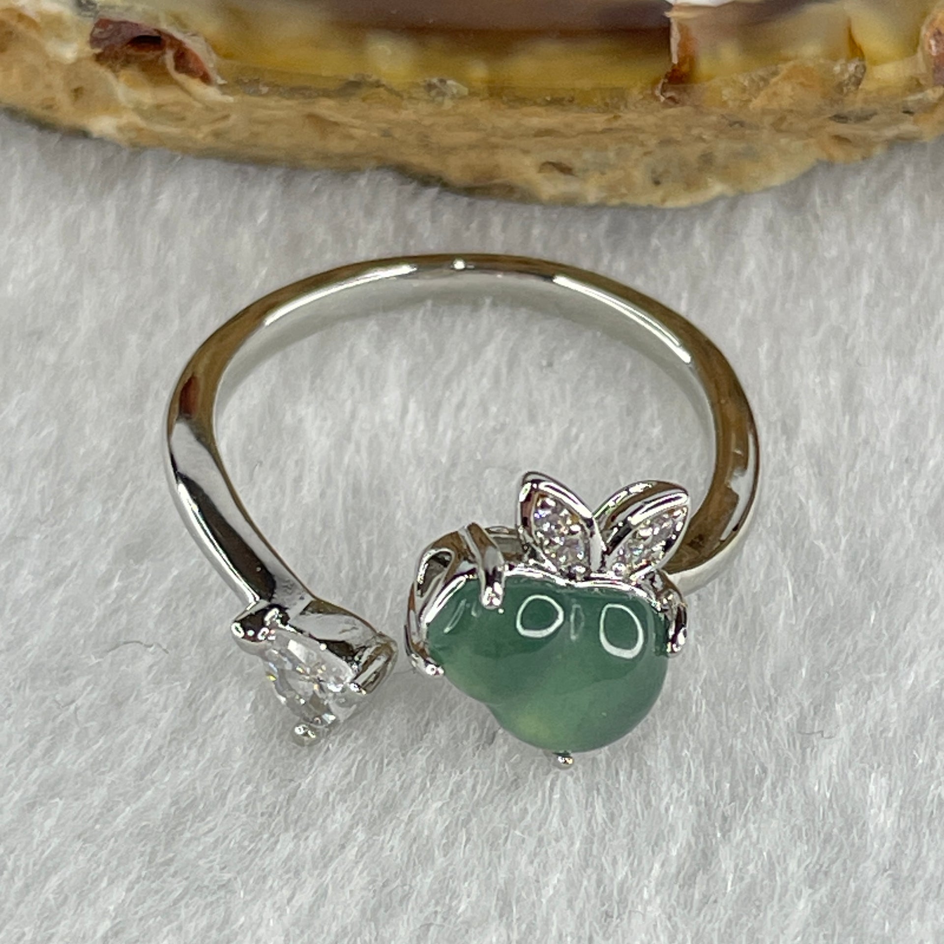 Natural Type A Icy Blueish Green Jadeite Hulu Calabash Silver Ring 1.95g 8.0 by 6.0 by 3.0mm US5.5 HK12 - Huangs Jadeite and Jewelry Pte Ltd